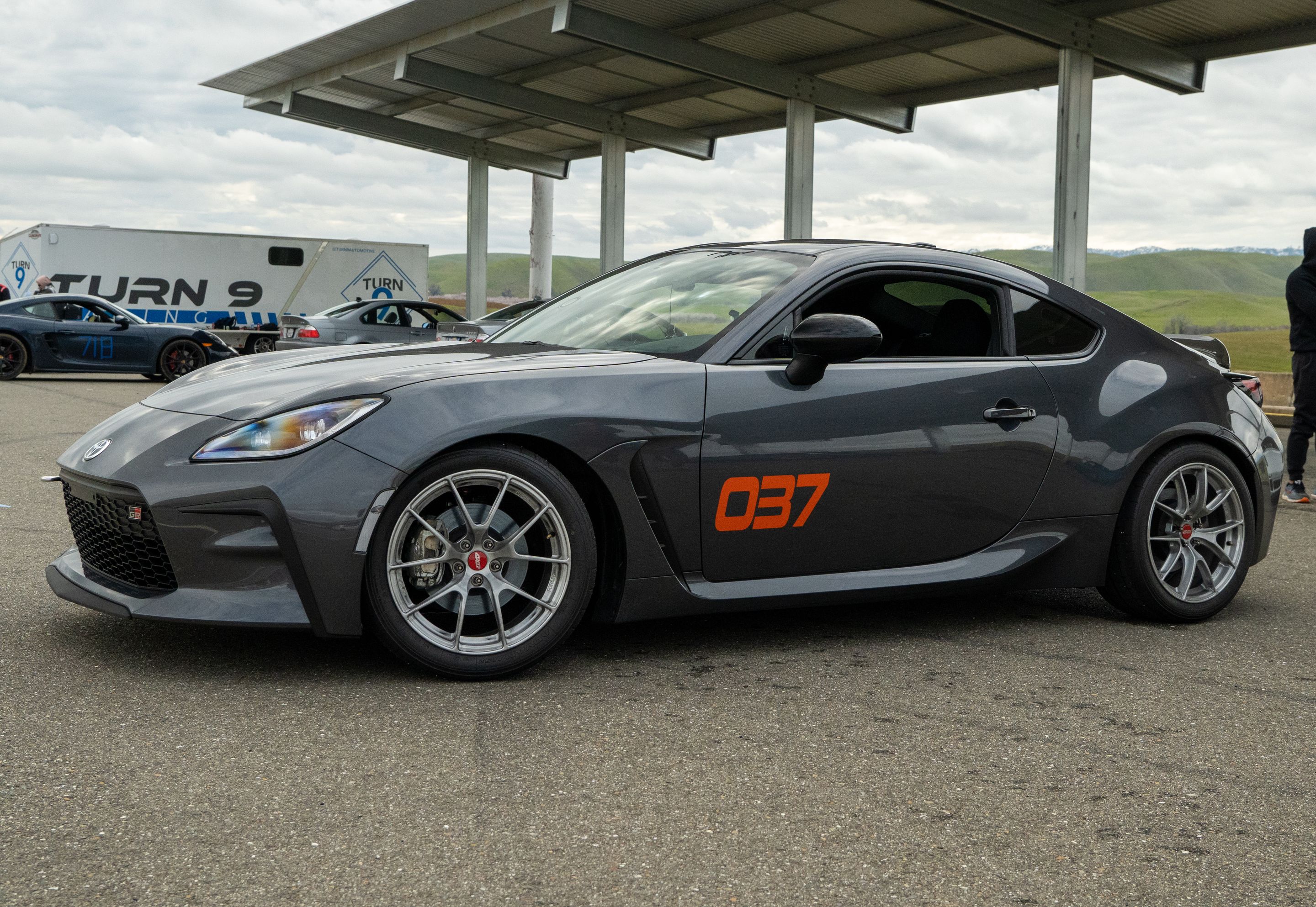 Grey Toyota GR86 with 17" VS-5RS Apex wheels in Brushed Clear