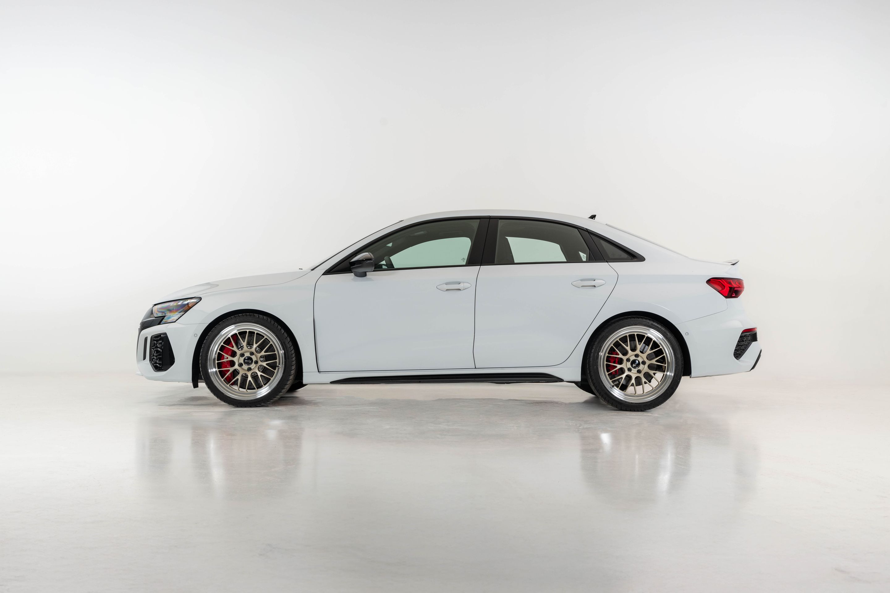 Race Livery Audi 8Y RS 3 with 19" ML-10RT Apex wheels in Machined Lip Gloss Motorsport Gold