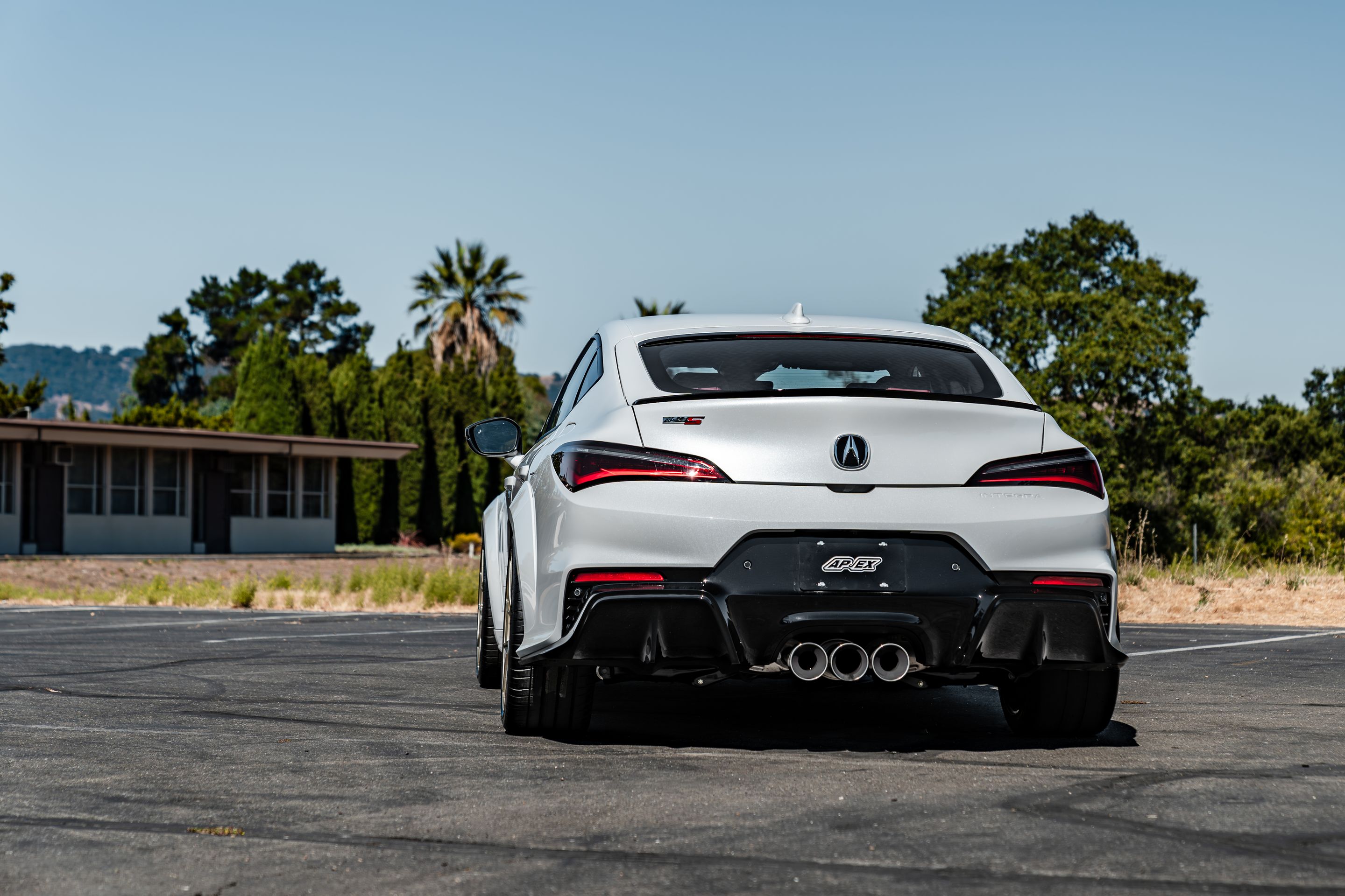 White Acura DE5 Integra Type-S with 19" VS-5RS Apex wheels in Motorsport Gold