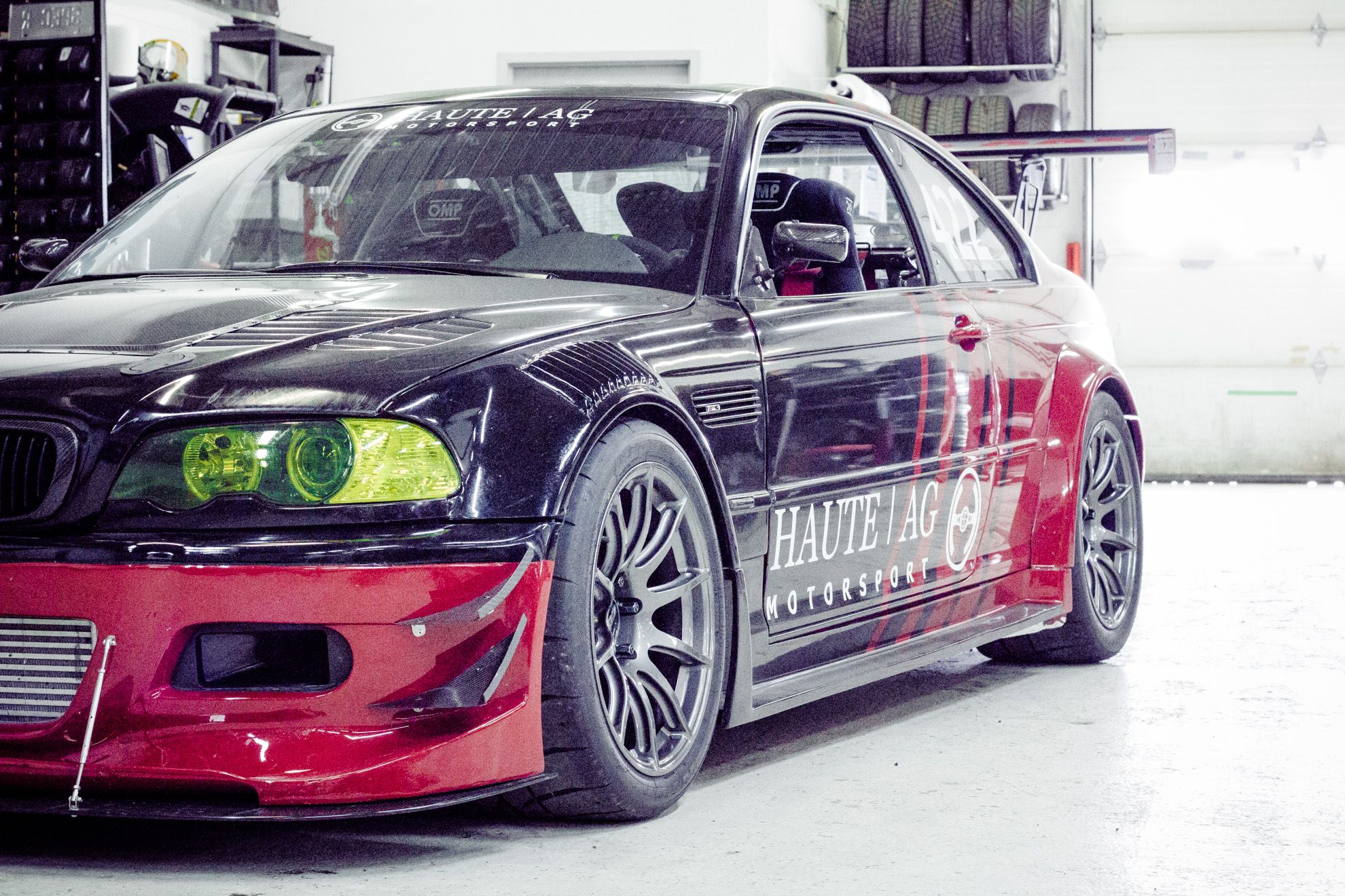 Multicolor BMW E46 M3 with 18" SM-10 Apex wheels in Anthracite