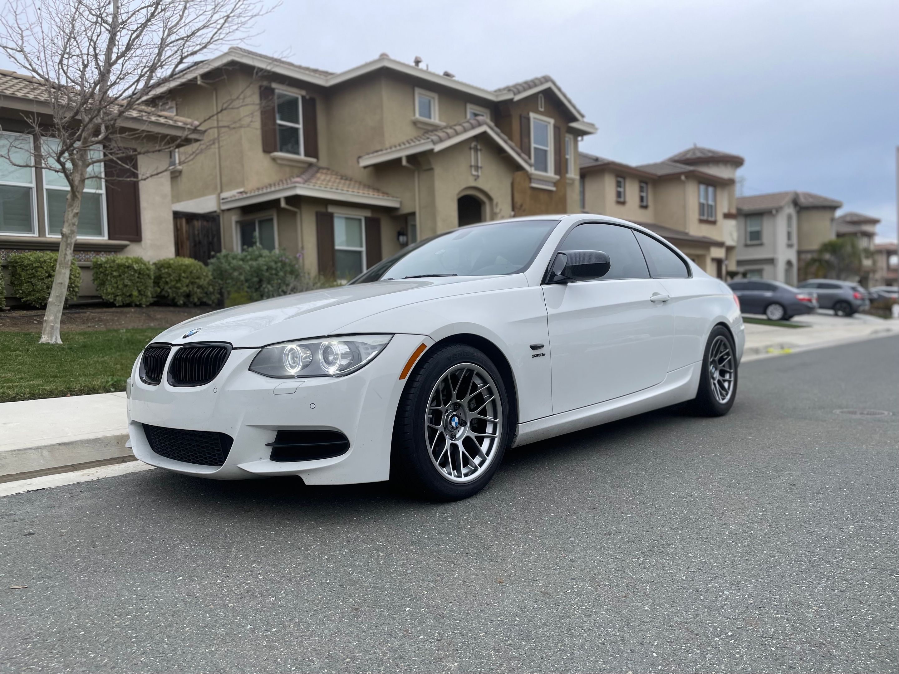 White BMW E92 Coupe 3 Series with 17" ARC-8 Apex wheels in Hyper Black