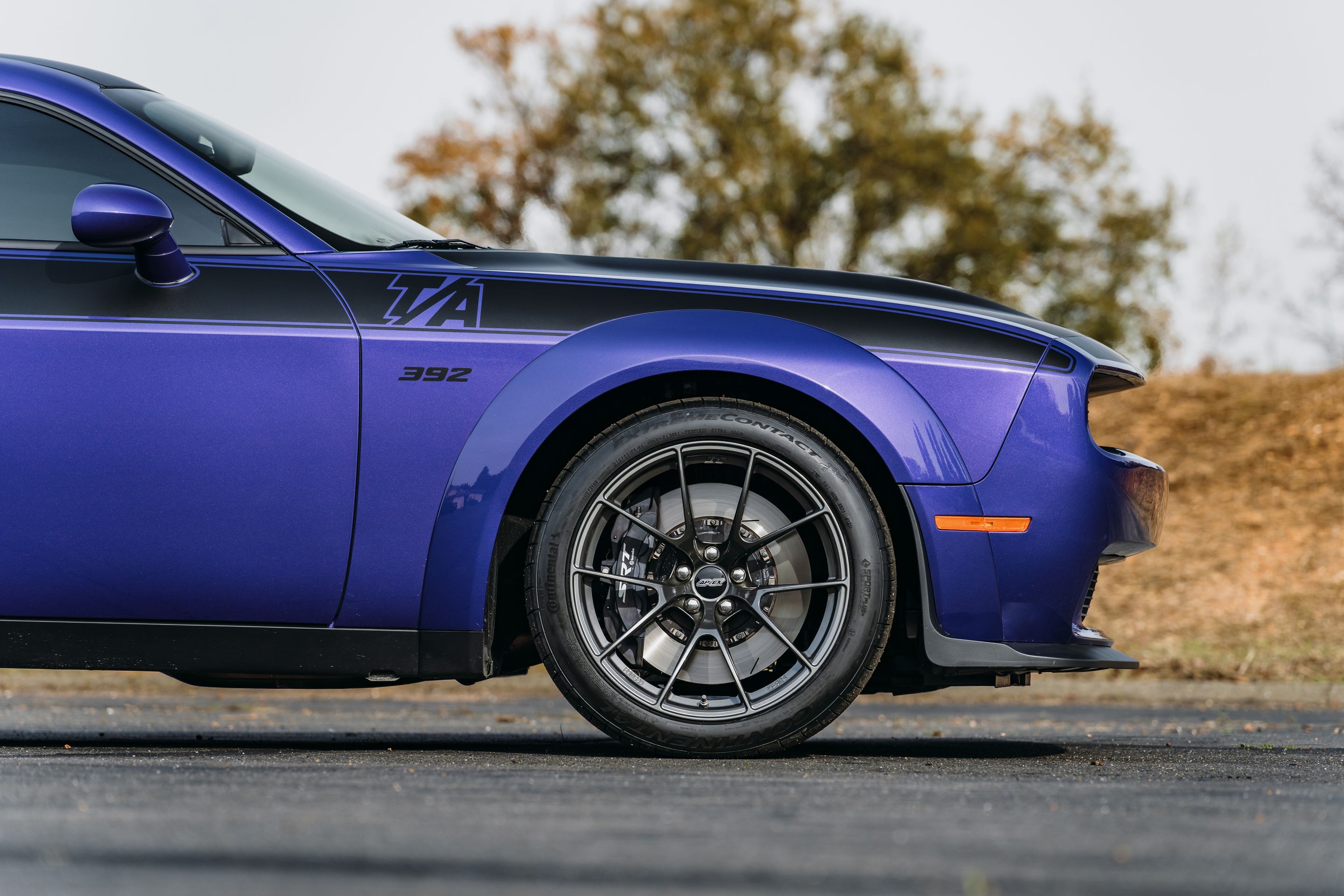 Purple Dodge Challenger R/T Scat Pack Widebody with 20" VS-5RS Apex wheels in Anthracite