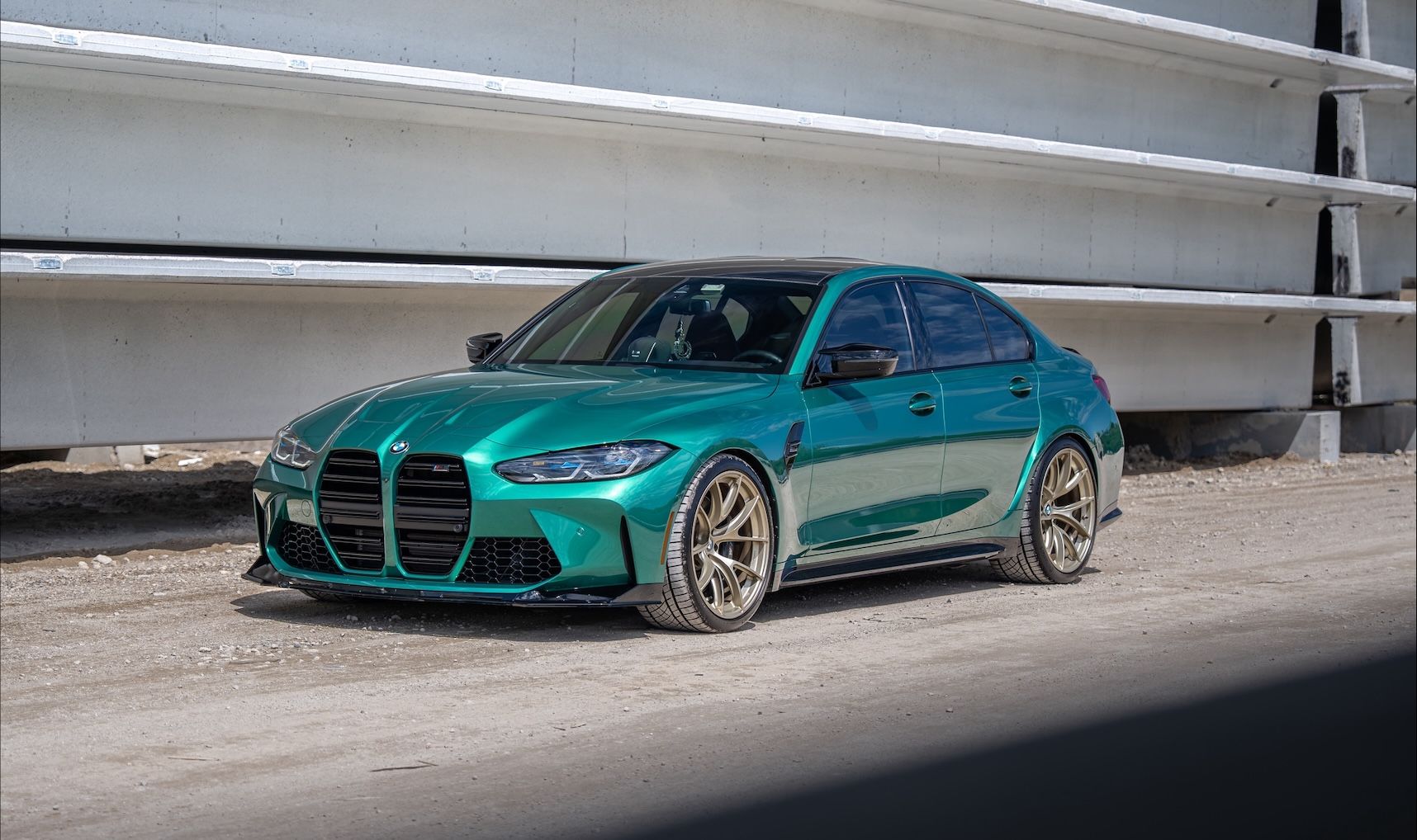 Green BMW G80 M3 with 20" VS-5RS Apex wheels in Motorsport Gold