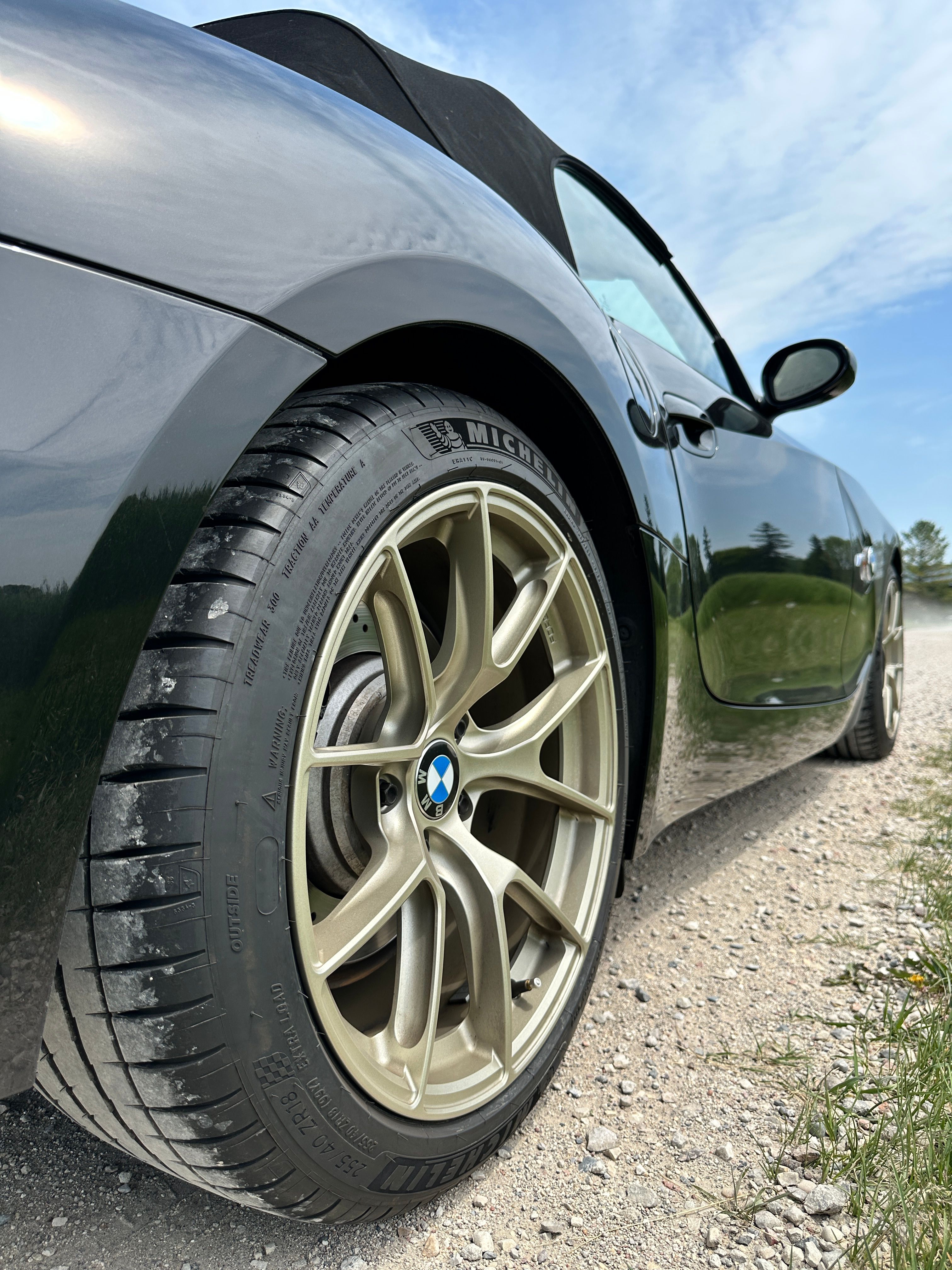 BMW E85 Roadster Z4 M with 18