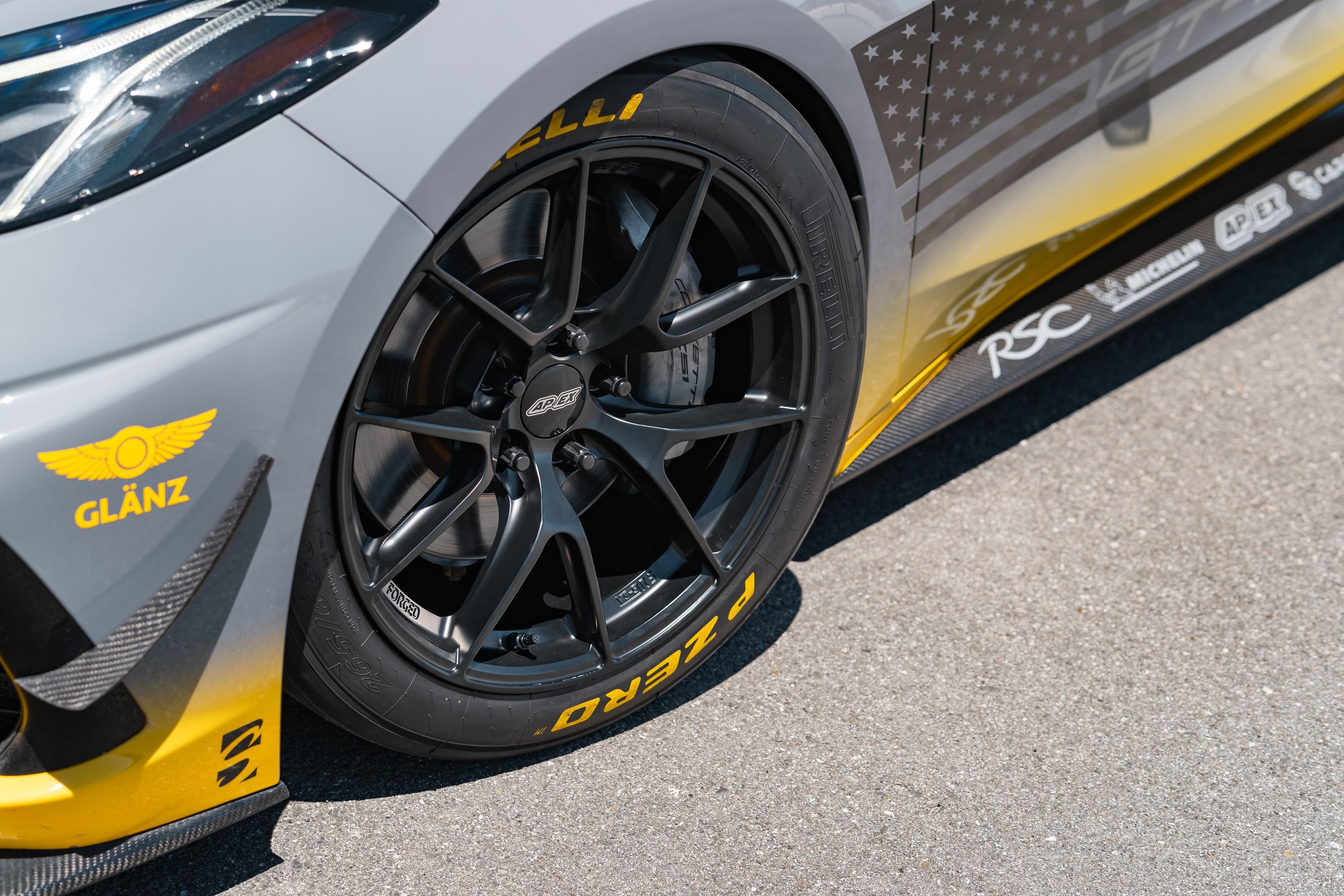 Grey Chevrolet C8 Corvette Stingray/Z51 with 18" VS-5RS Apex wheels in Satin Black