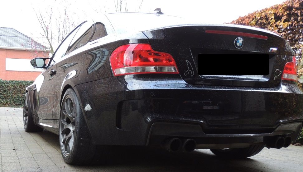 Black BMW E82 1M with 18" EC-7 Apex wheels in Anthracite