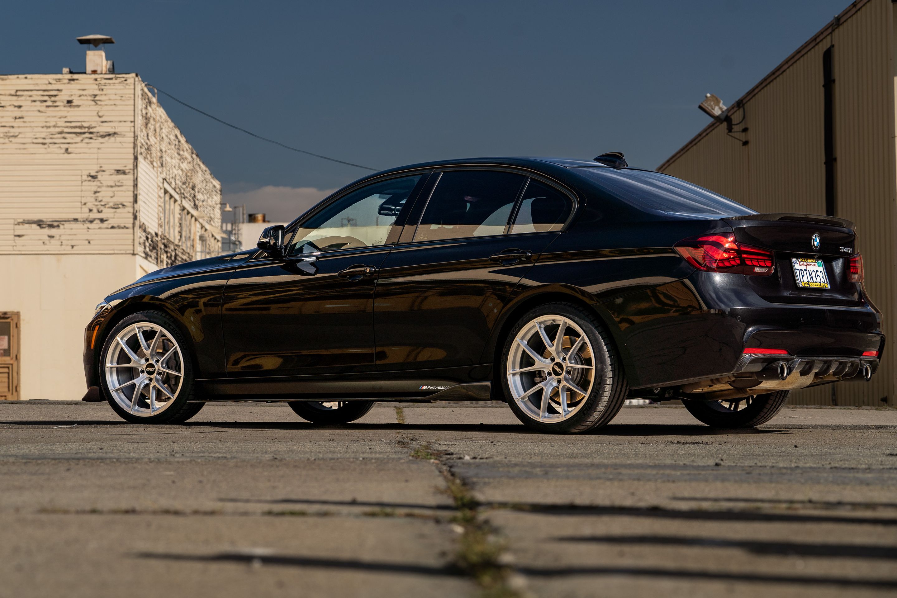 Black BMW F30 Sedan 3 Series with 19" VS-5RS Apex wheels in Brushed Clear
