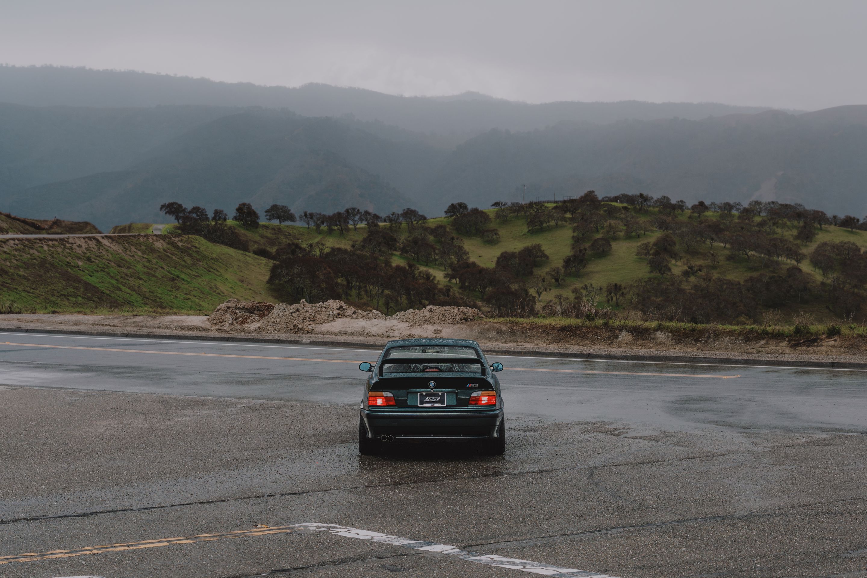 Green BMW E36 M3 with 17" ARC-8RT Apex wheels in Anthracite