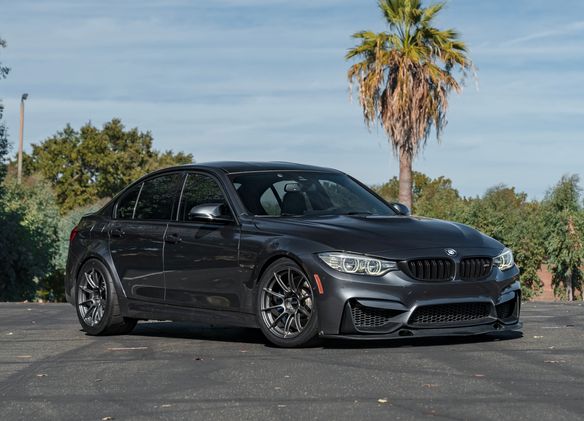 BMW F80 M3 with 18" SM-10RS in Anthracite