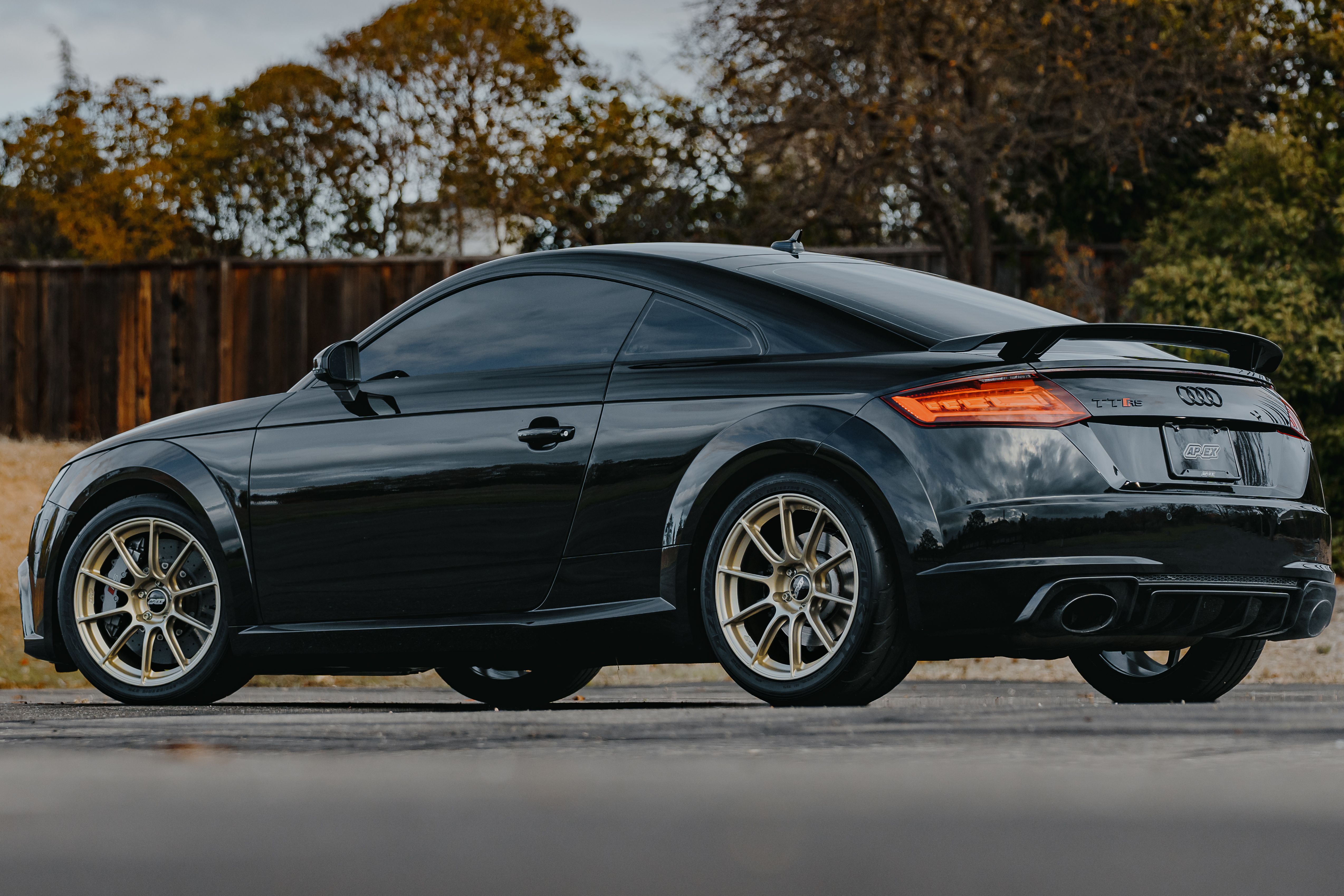 Audi TTRS(FV) isweep サスペンションCOMPETITION Audi FV/8S TT RS with 18