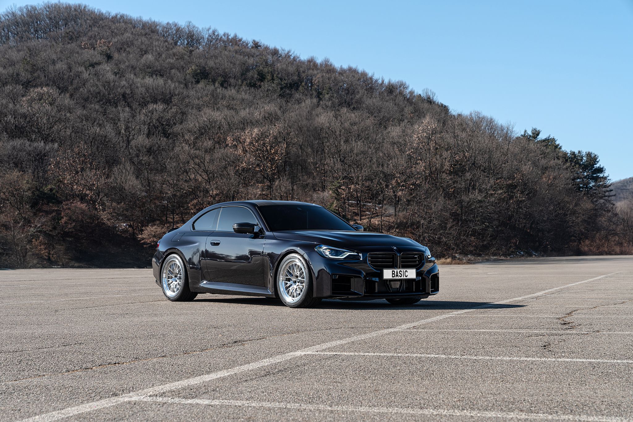 Black BMW G87 M2 with 19" ML-10RT Apex wheels in Machined Lip Brushed Clear