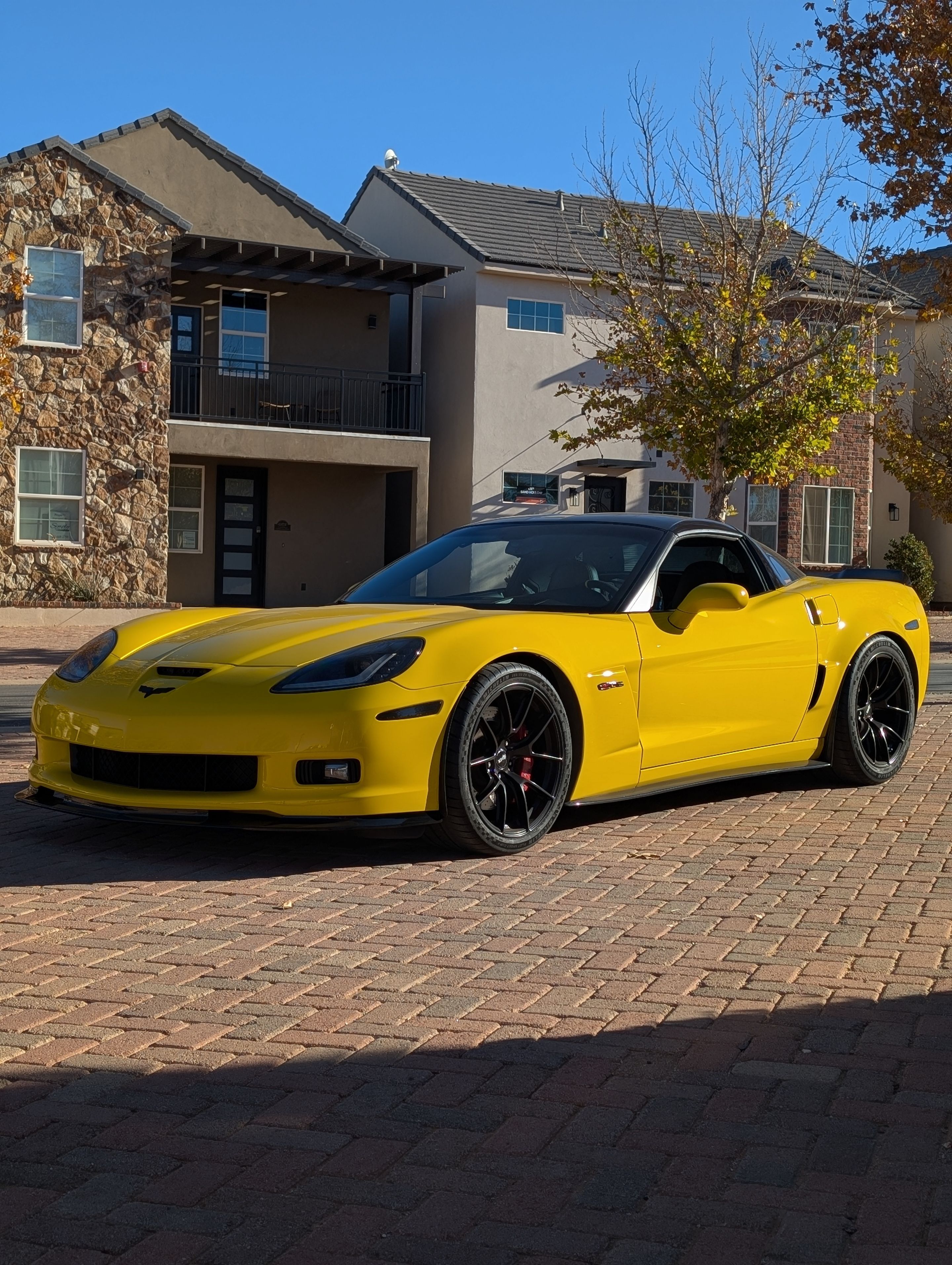 Yellow Chevrolet C6 Corvette Z06 with 19" VS-5RS Apex wheels in Satin Black