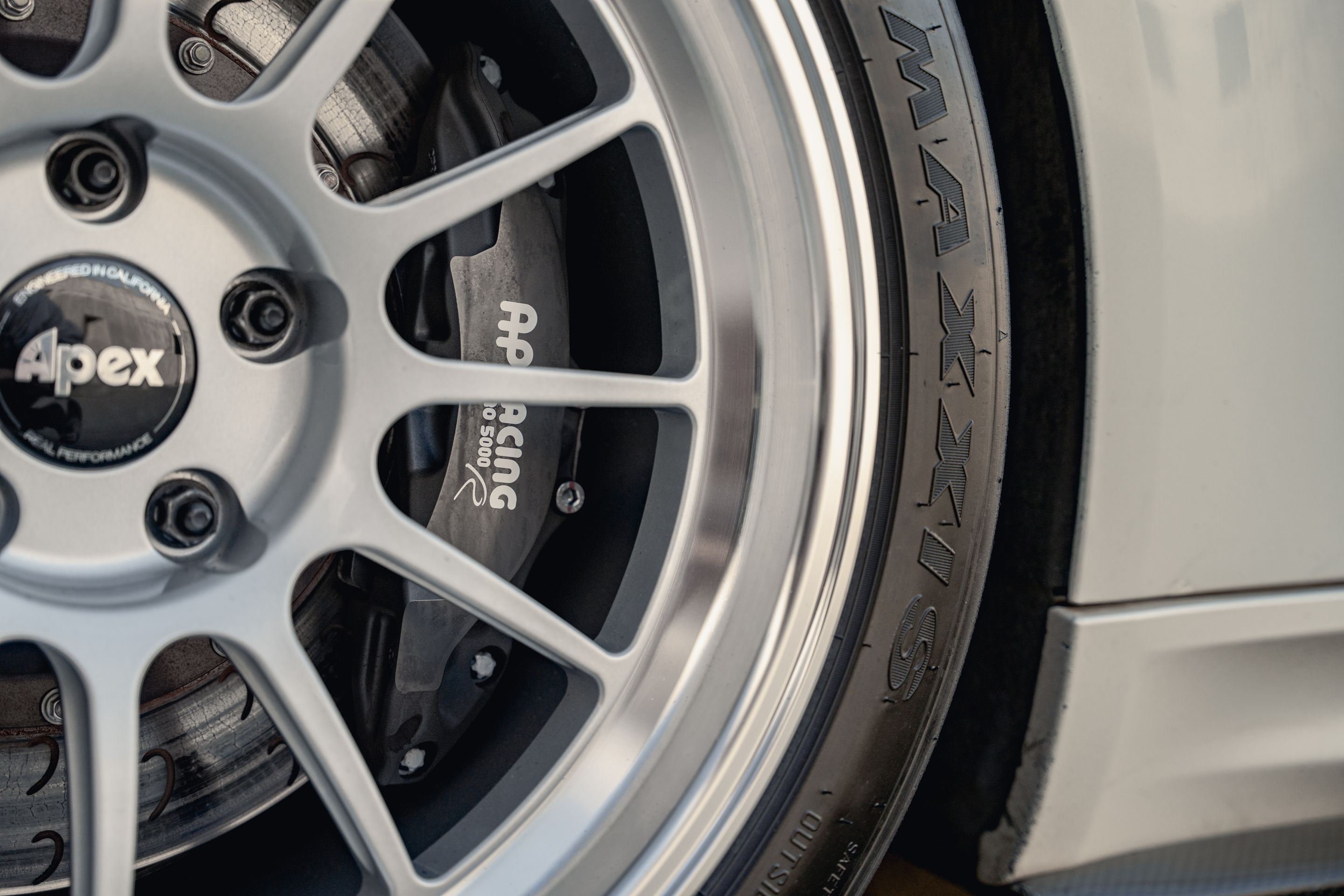 White BMW E92 Coupe M3 with 18" SL-12 Apex wheels in Machined Lip Race Silver