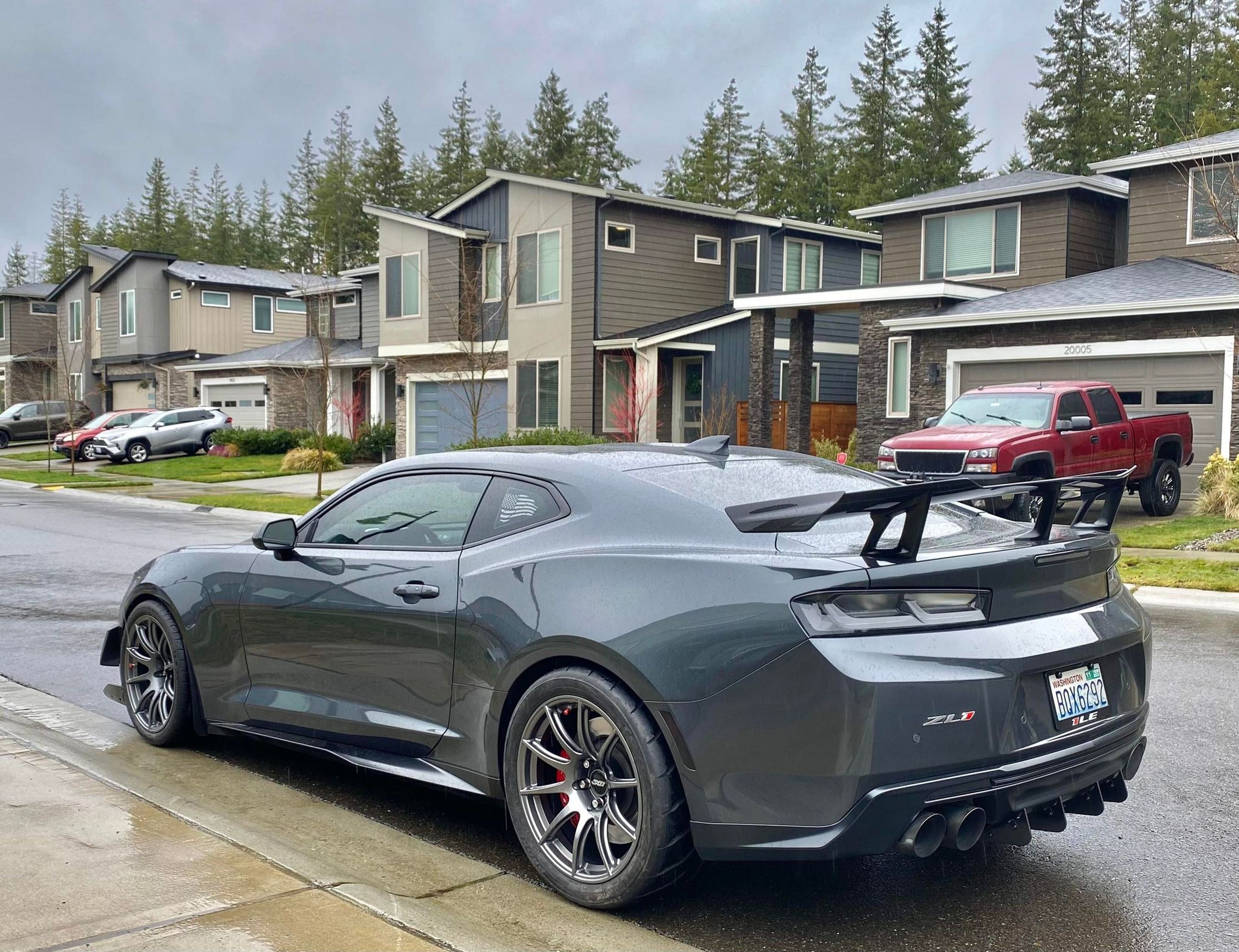 Grey Chevrolet 6th Gen Camaro ZL1 1LE with 19" SM-10 Apex wheels in Anthracite
