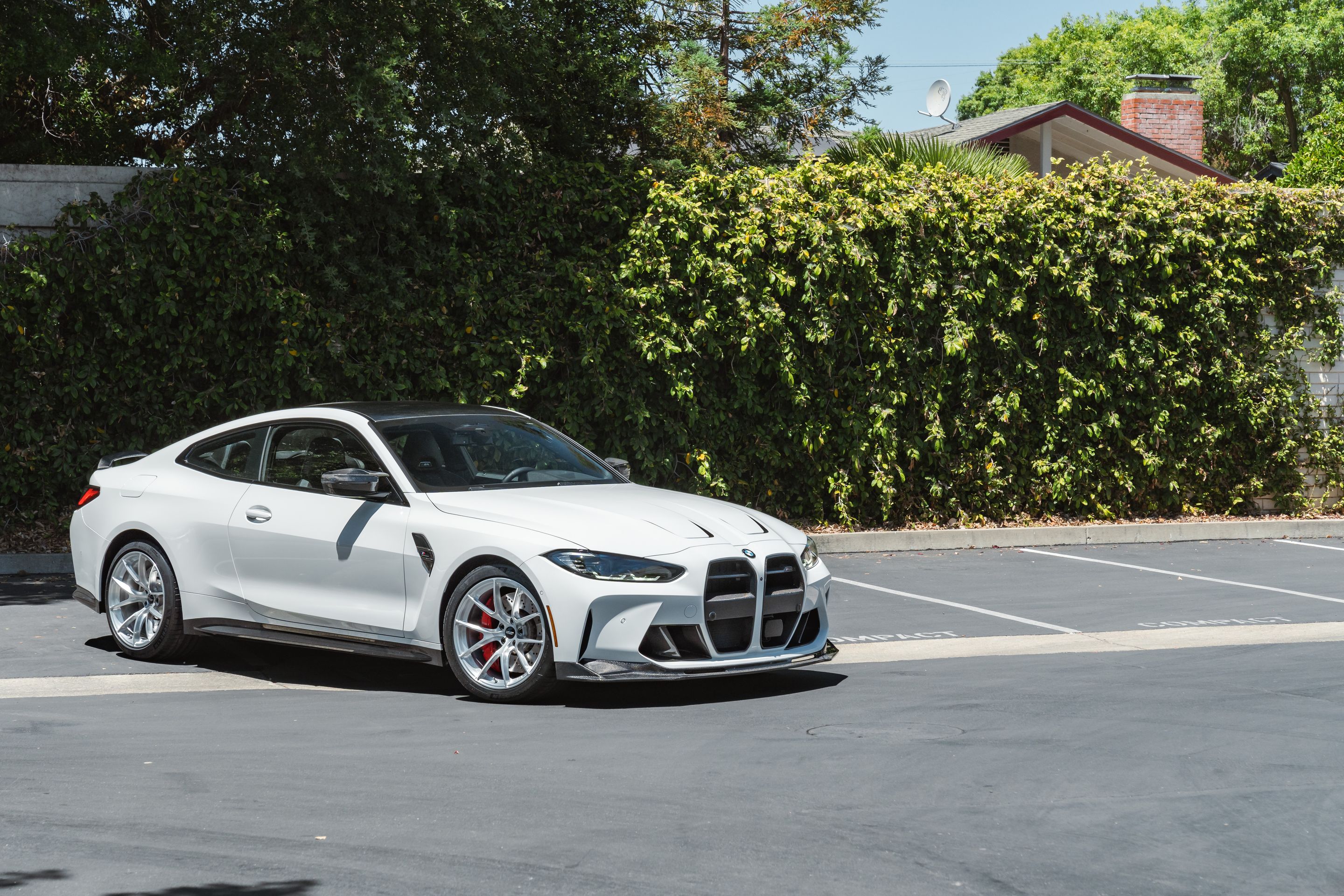 White BMW G82 Coupe M4 with 19" VS-5RS Apex wheels in Brushed Clear
