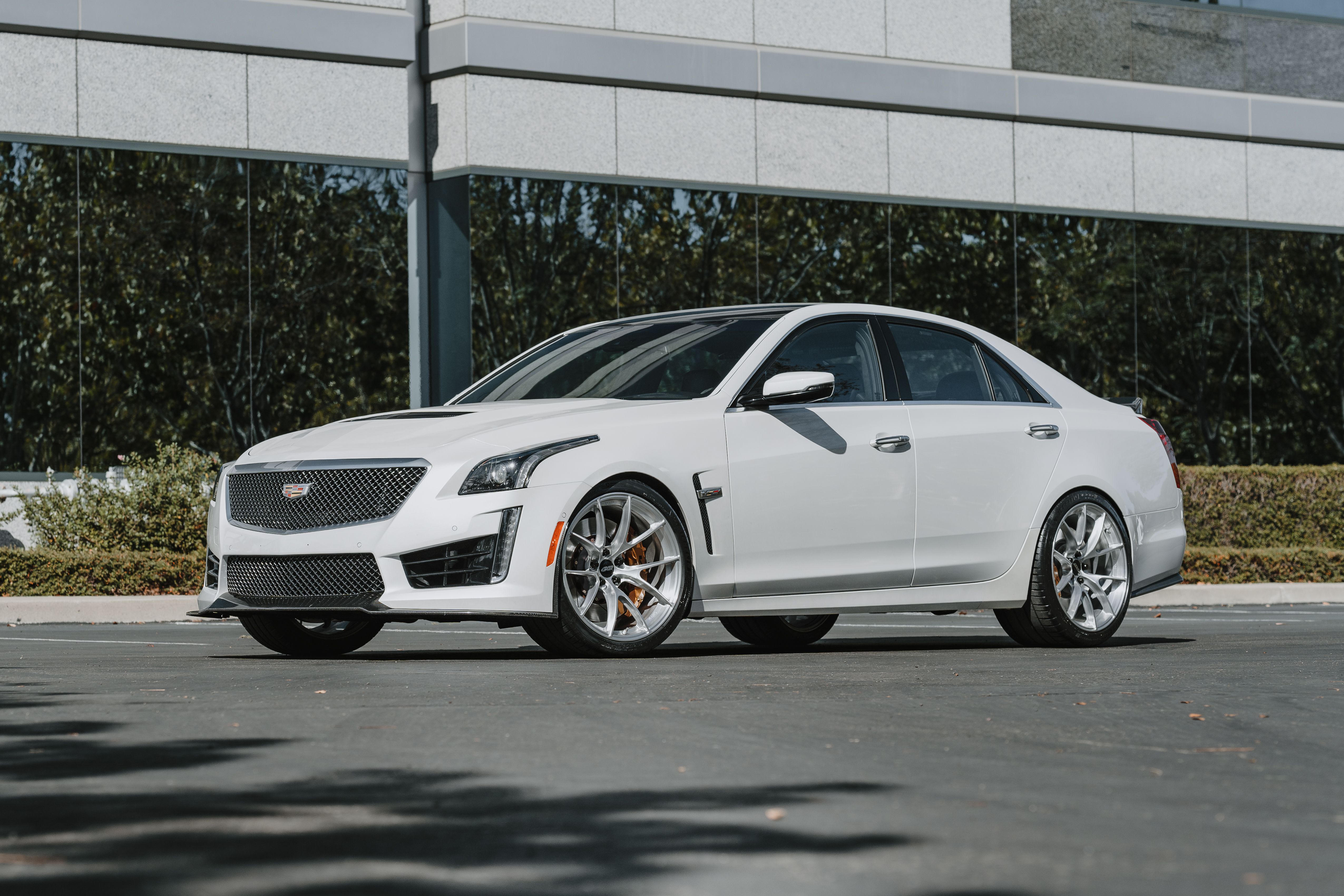 White Cadillac CTS-V - VS-5RS in Brushed Clear