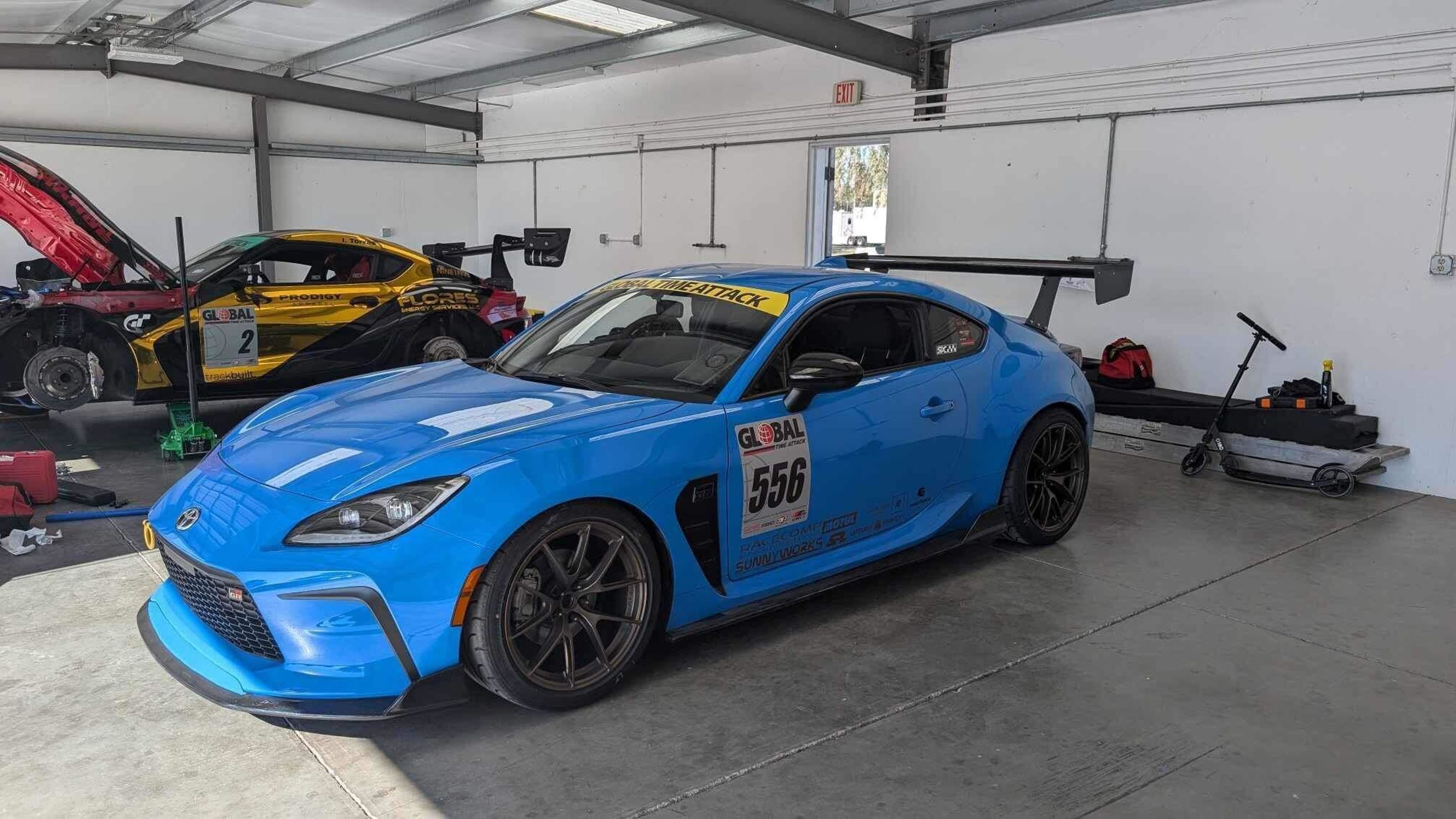 Blue Toyota GR86 with 18" VS-5RS Apex wheels in Satin Bronze