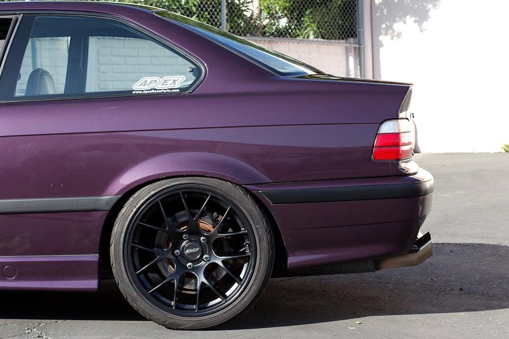 BMW E36 M3 with 18