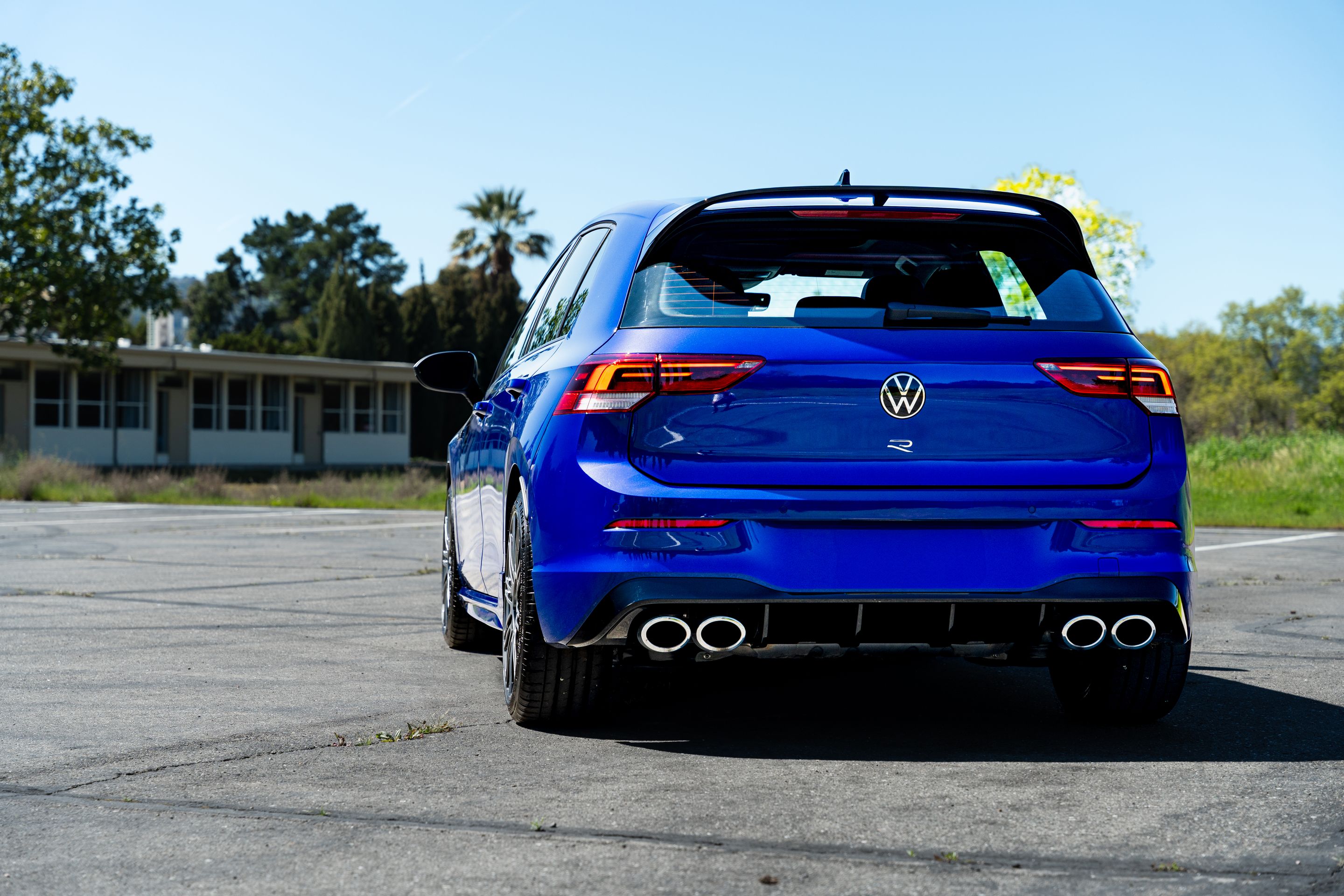 Blue VW MK8 Golf R with 18" TC-10RT Apex wheels in Anthracite