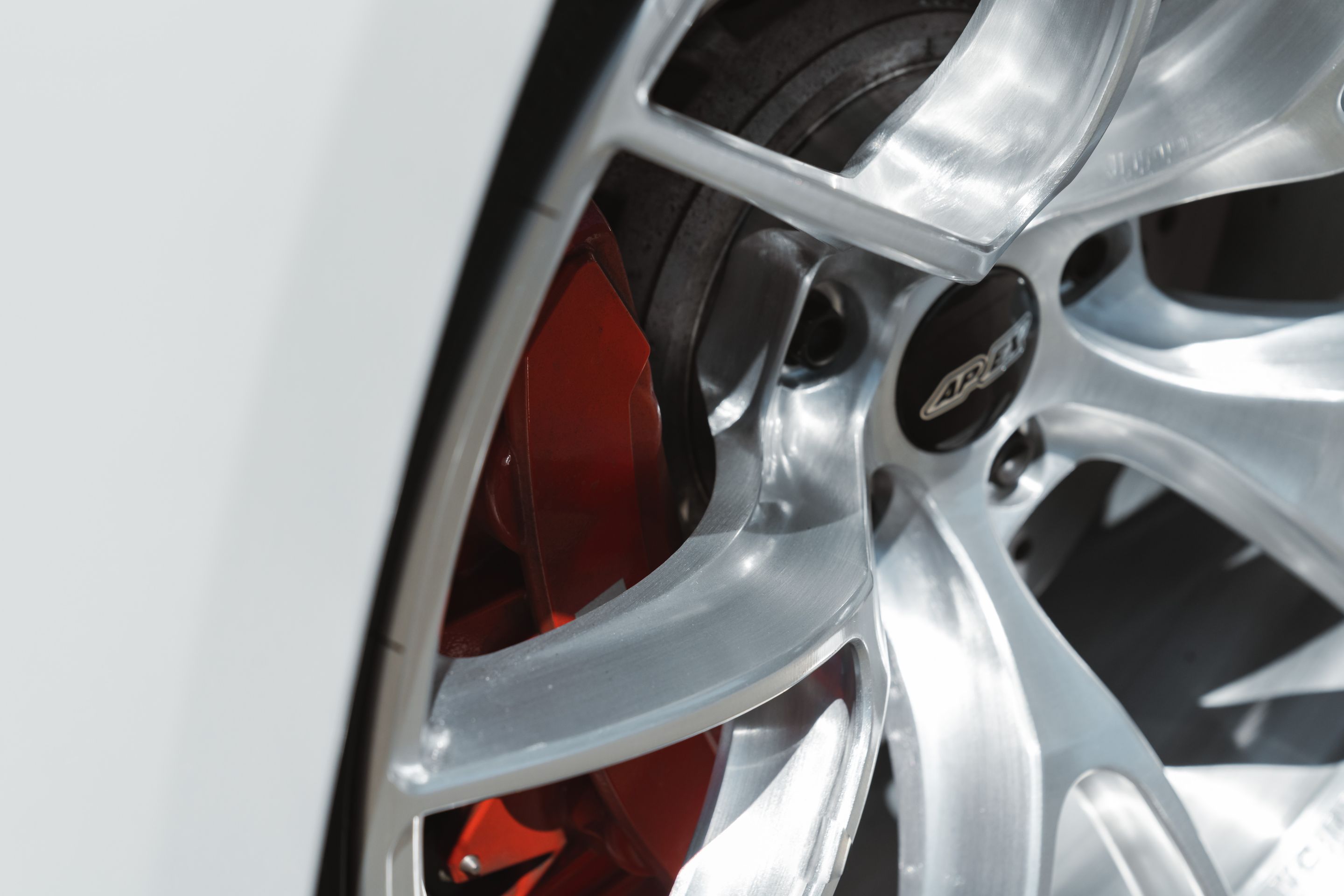 White BMW G82 Coupe M4 with 20" VS-5RS Apex wheels in Brushed Clear