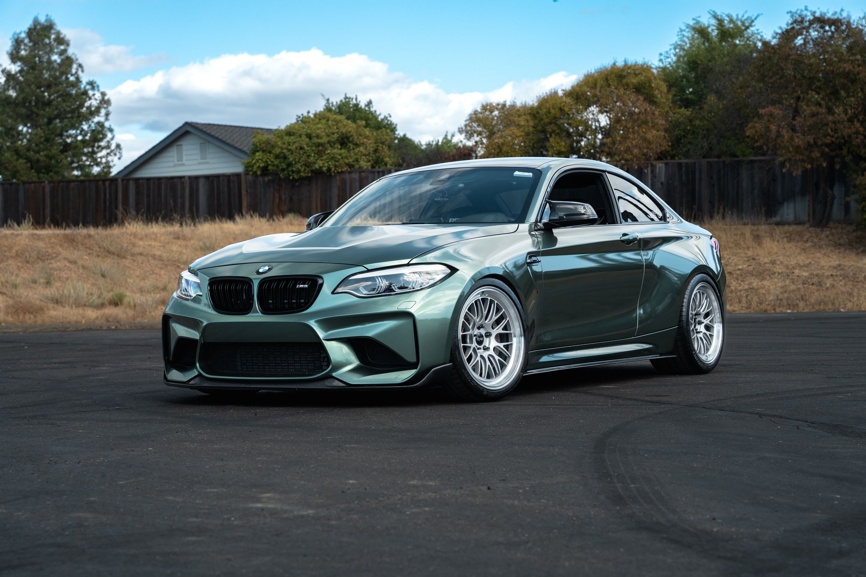 Green BMW F87 M2 with 19" ML-10RT Apex wheels in Machined Lip Race Silver