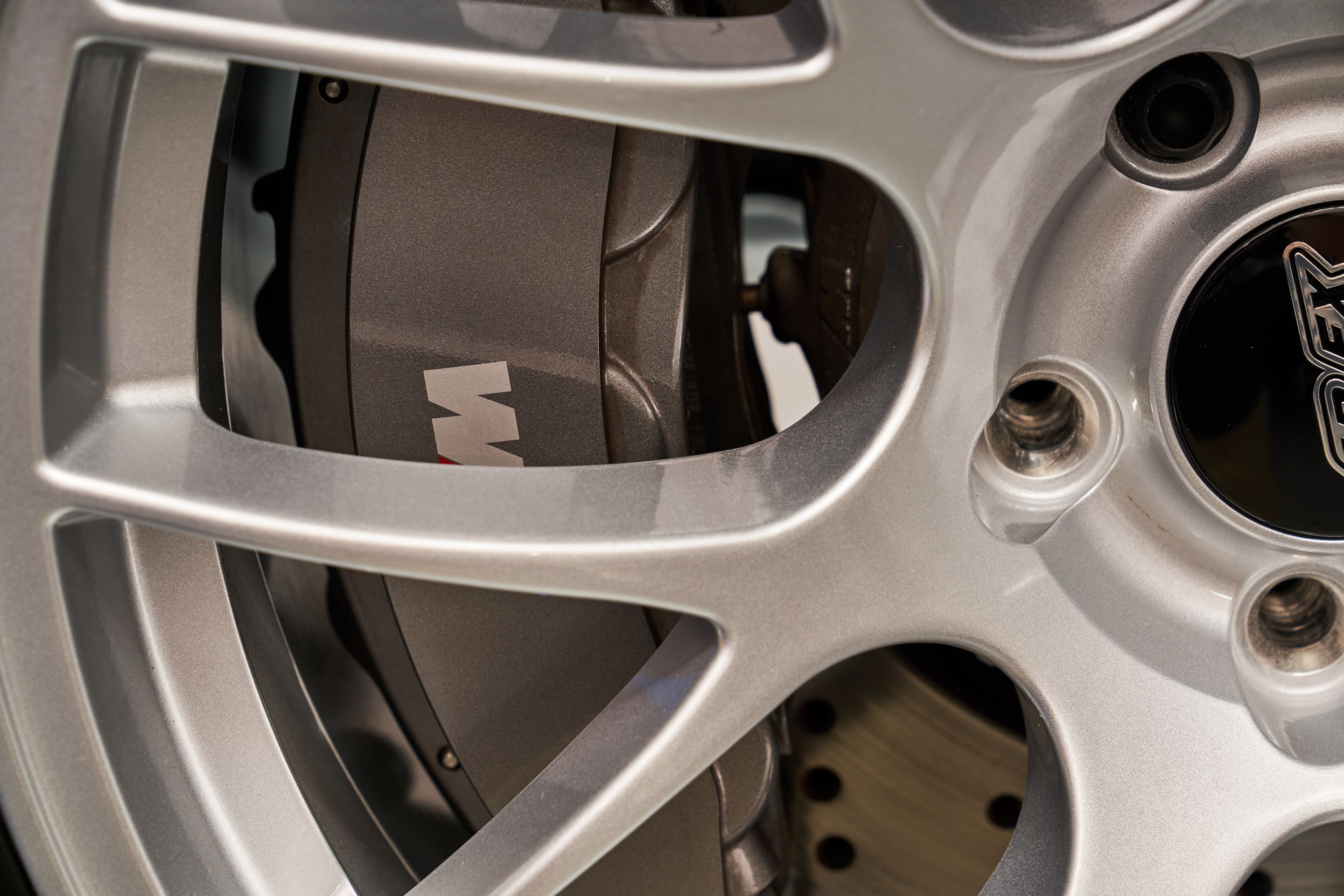 Blue BMW F87 M2 with 19" EC-7 Apex wheels in Race Silver