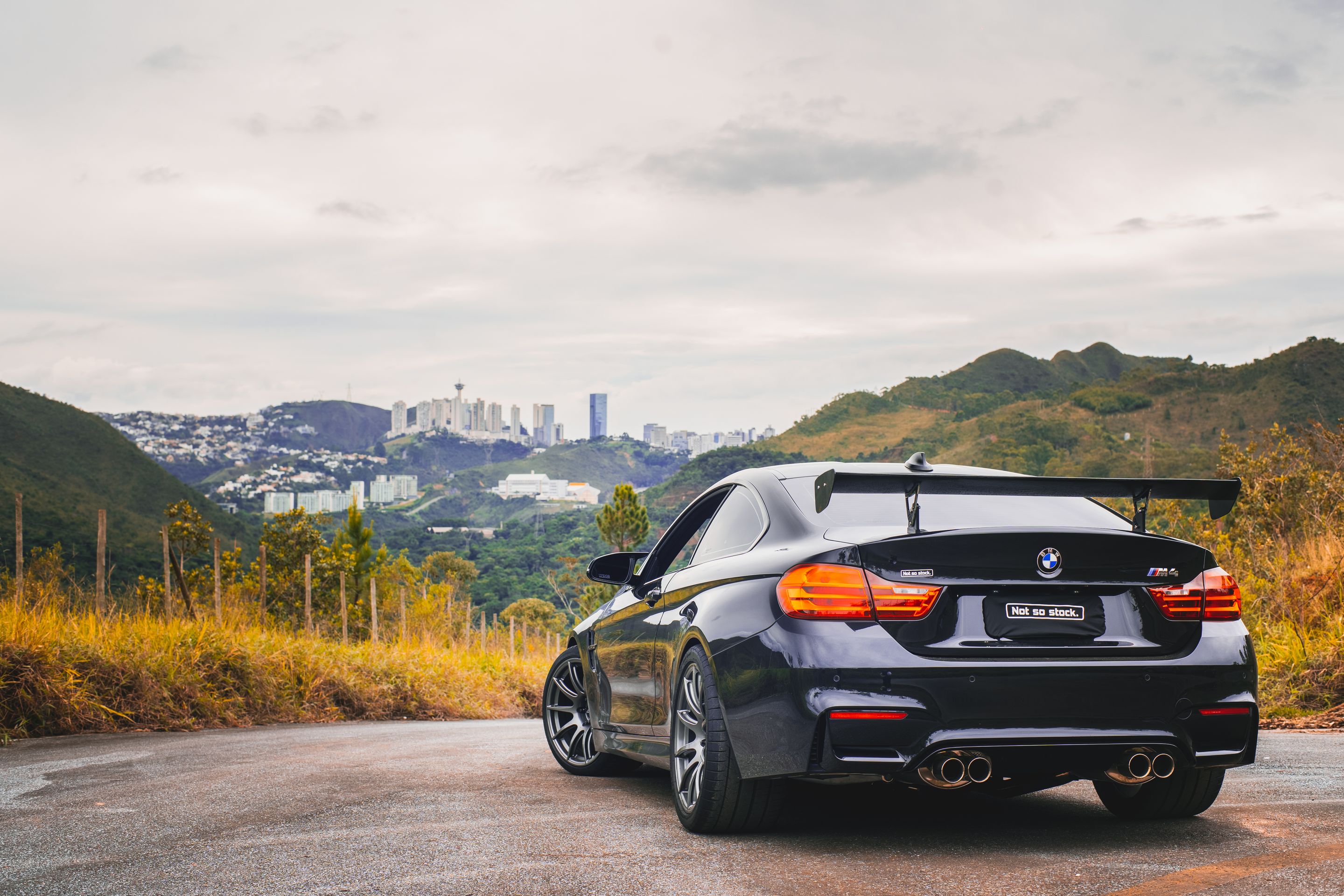 Black BMW F82 Coupe M4 with 19" SM-10 Apex wheels in Anthracite