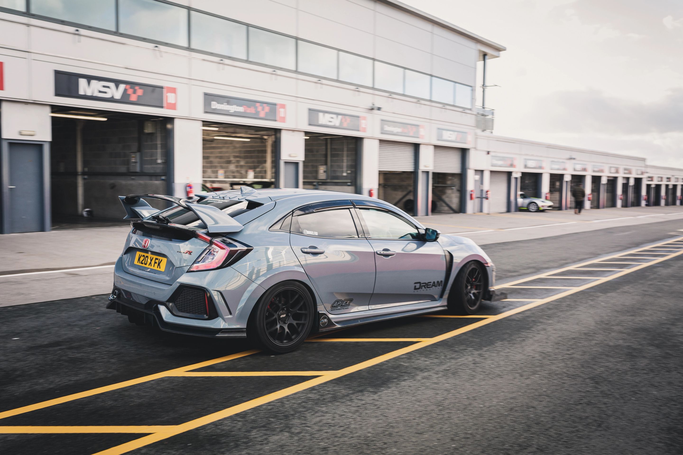 Grey Honda FK8 Civic Type-R with 18" EC-7 Apex wheels in Anthracite