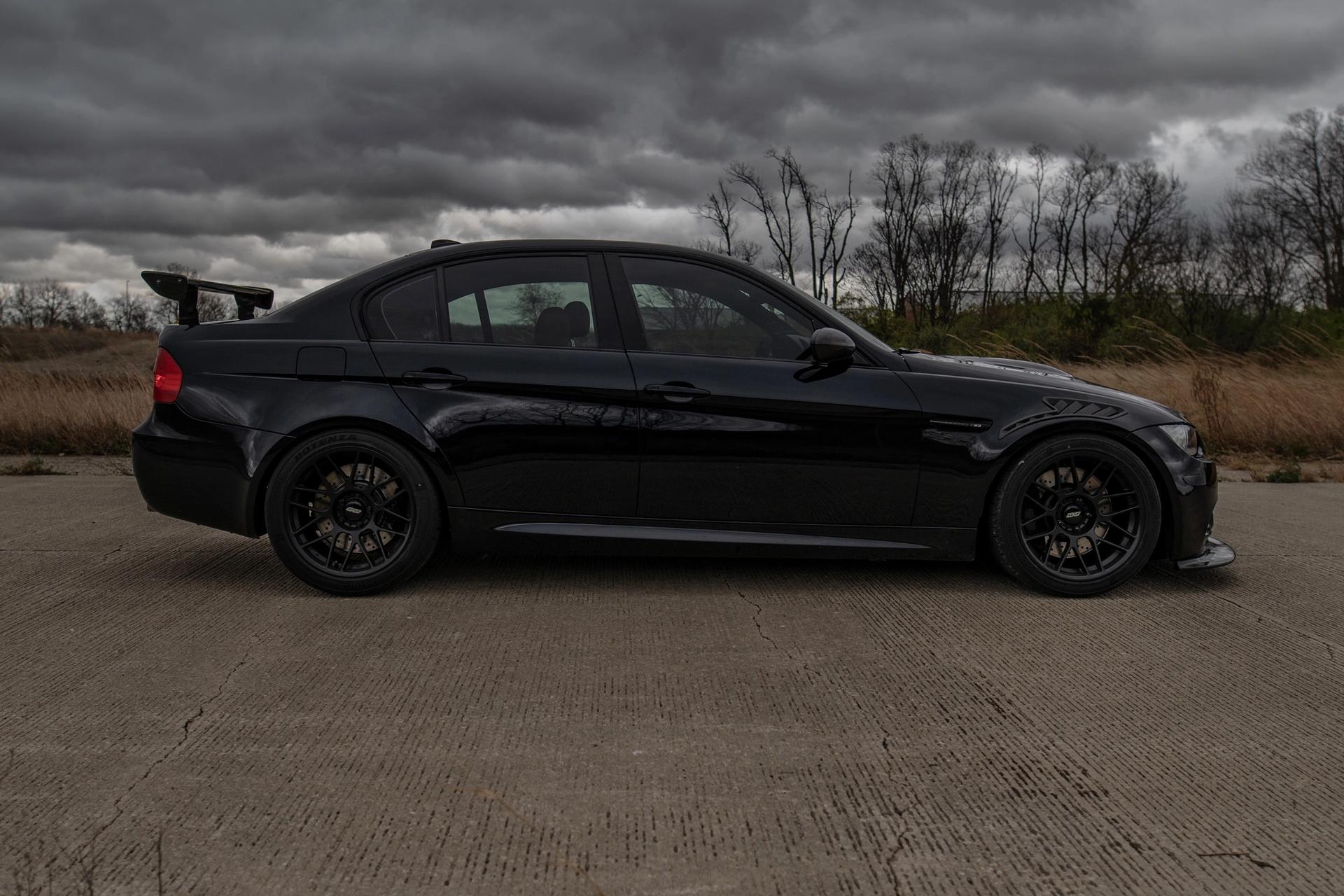 BMW E90 Sedan M3 with 18" ARC-8 in Satin Black