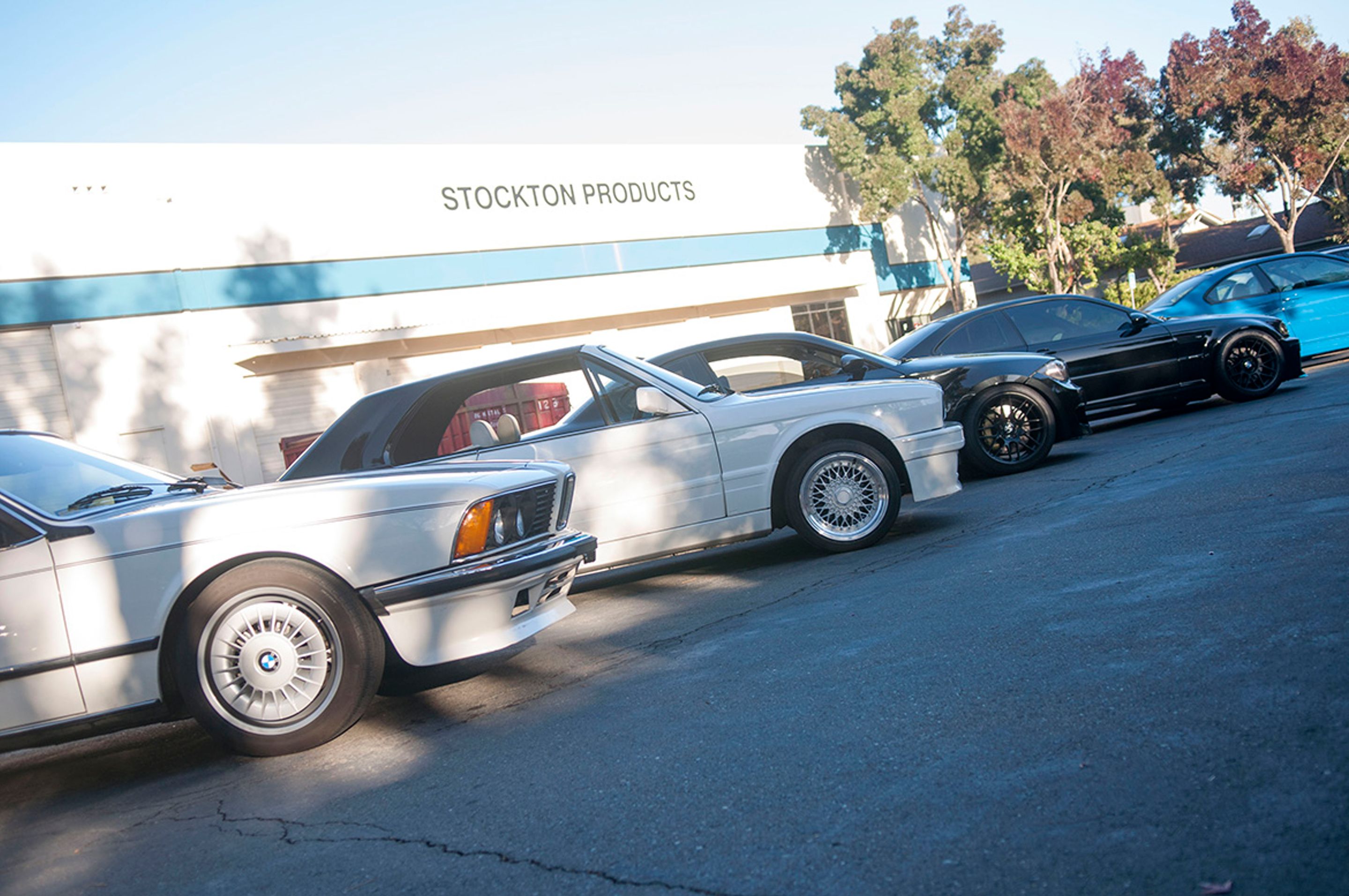 Black Chevrolet 6th Gen Camaro SS with 19" ARC-8 Apex wheels in Satin Black