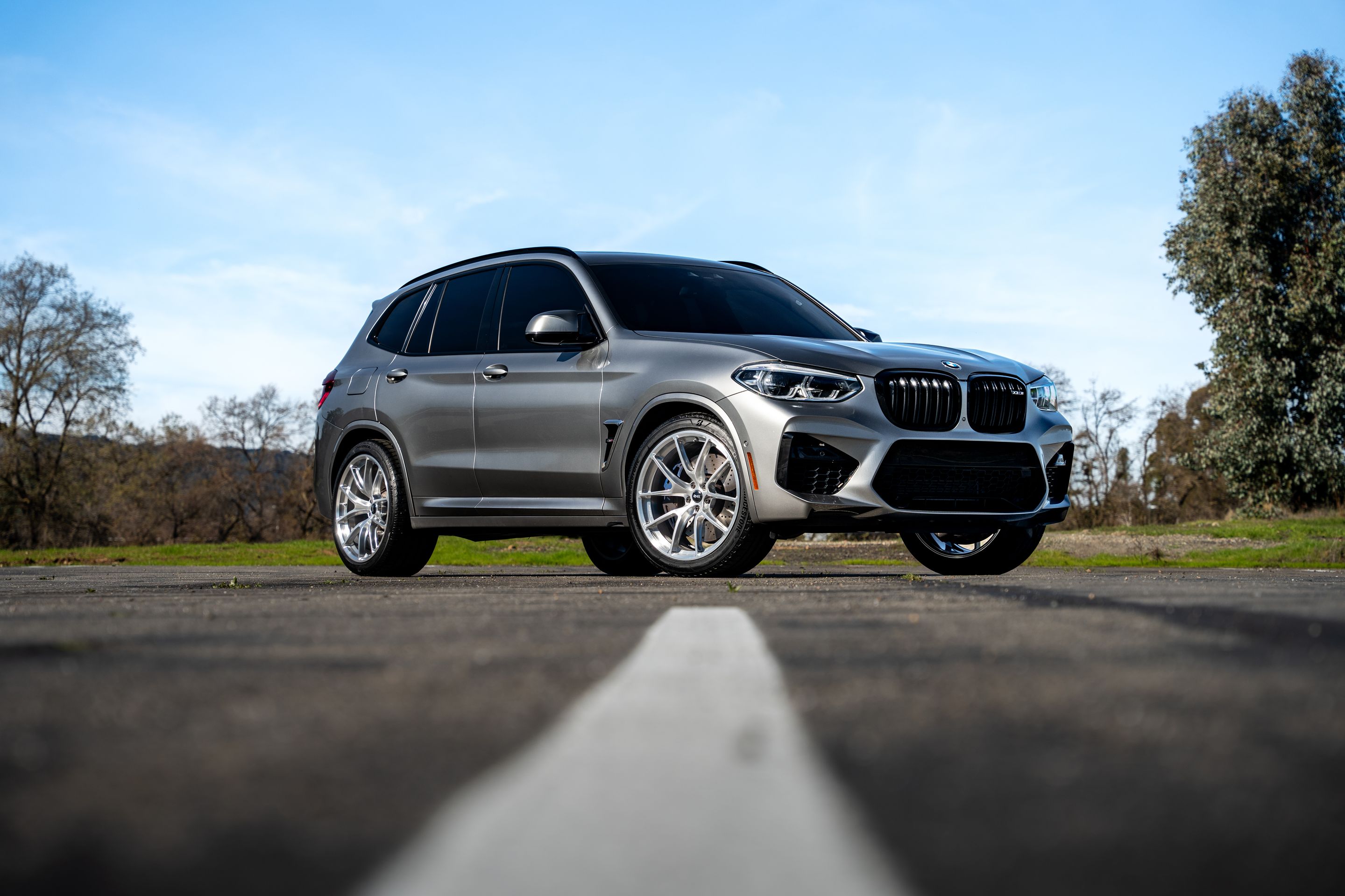 Silver BMW F97 X3M with 21" VS-5RX Apex wheels in Brushed Clear