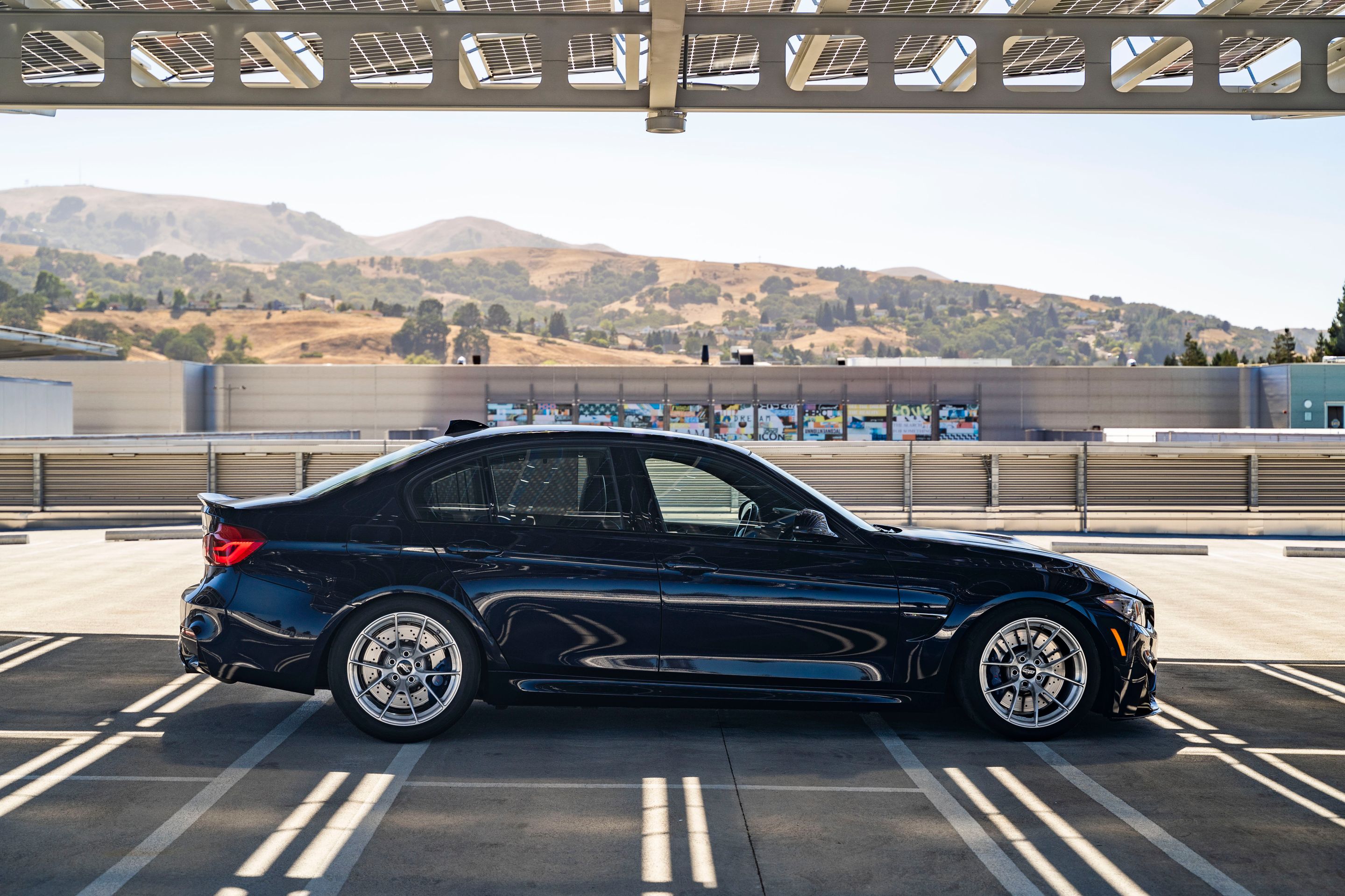 Blue BMW F80 M3 with 18" VS-5RS Apex wheels in Brushed Clear