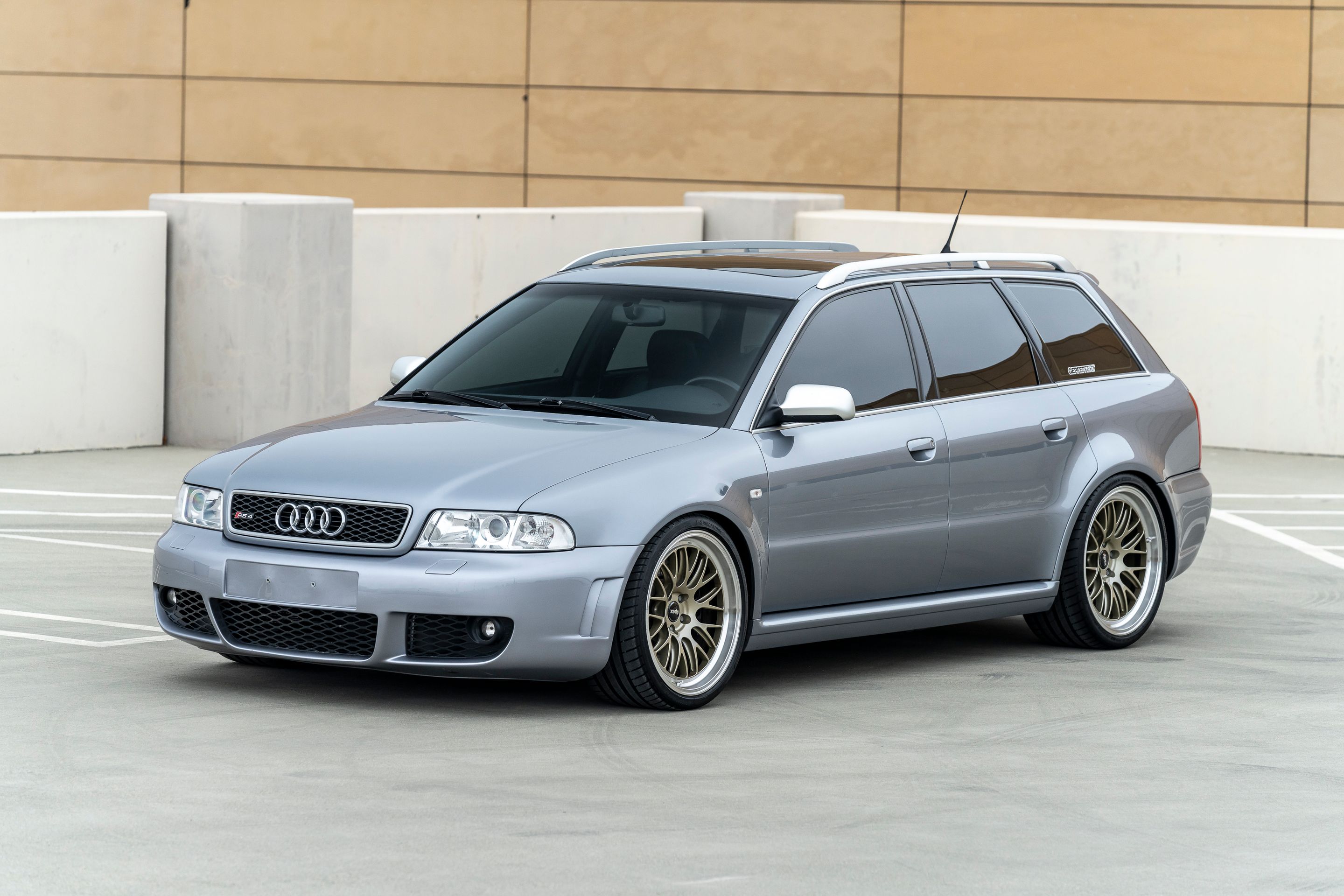 Silver Audi B5 RS 4 Avant/Wagon with 19" ML-10RT Apex wheels in Machined Lip Gloss Motorsport Gold