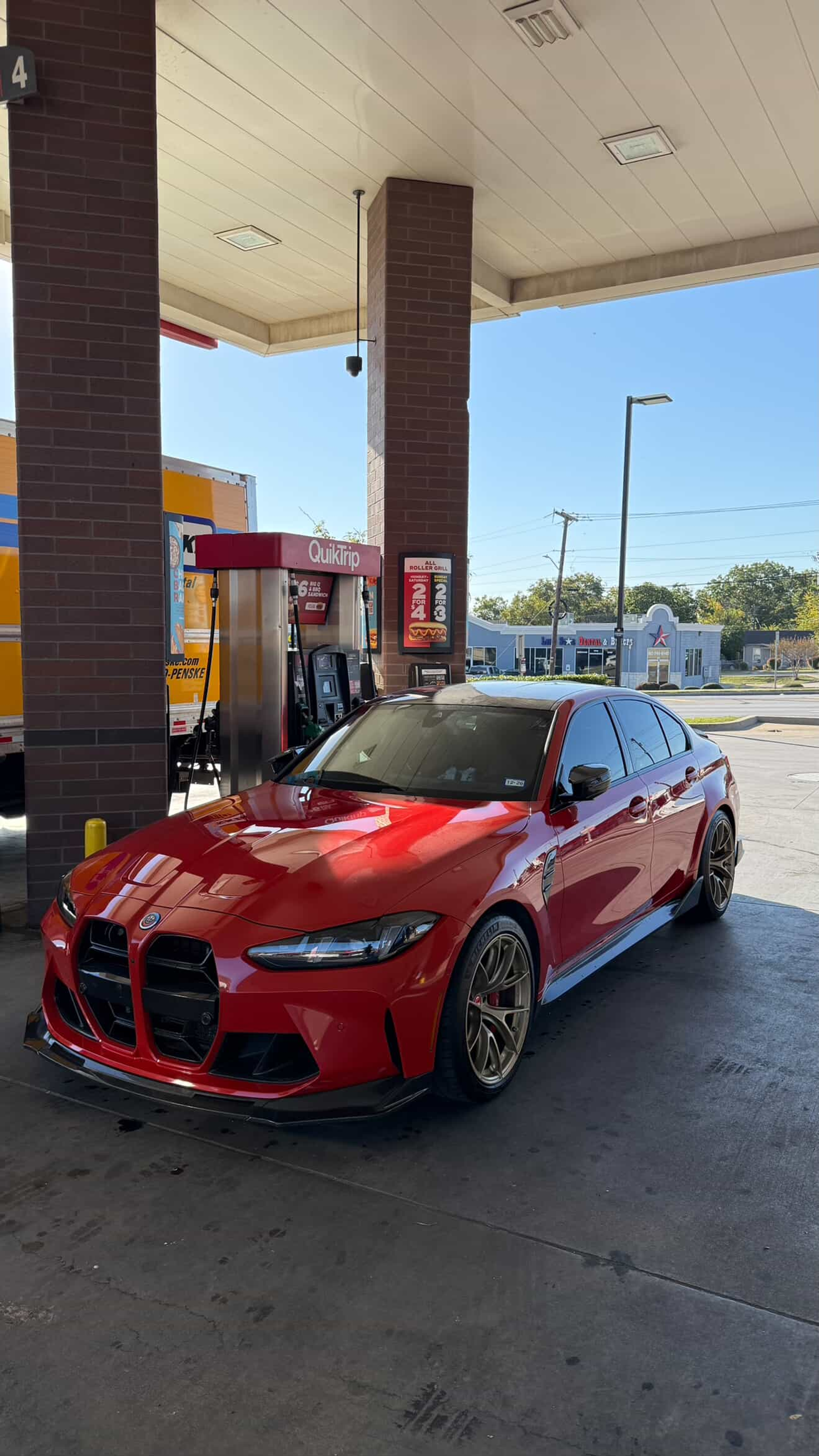Red BMW G80 M3 with 19" VS-5RS Apex wheels in Motorsport Gold