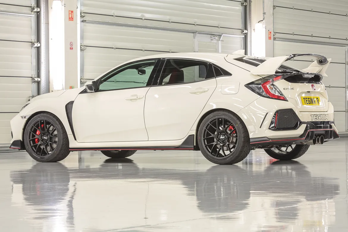 Tegiwa's Type-R Track Car Featuring 19