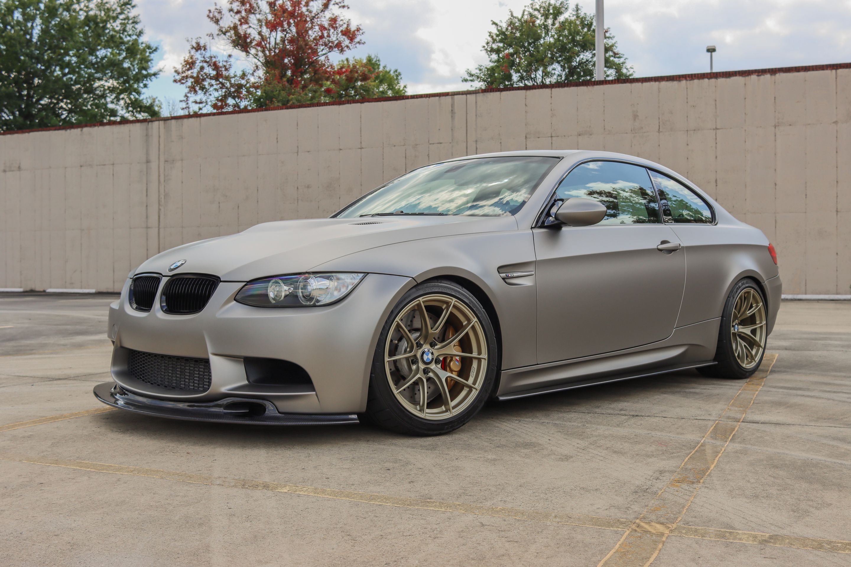 Grey BMW E92 Coupe M3 with 18" VS-5RS Apex wheels in Motorsport Gold