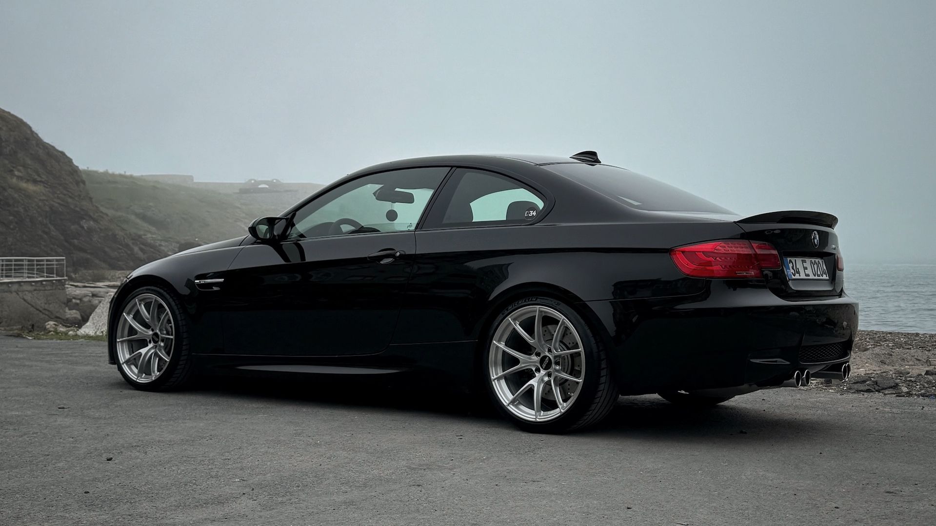 Black BMW E92 Coupe M3 with 19" VS-5RS Apex wheels in Brushed Clear