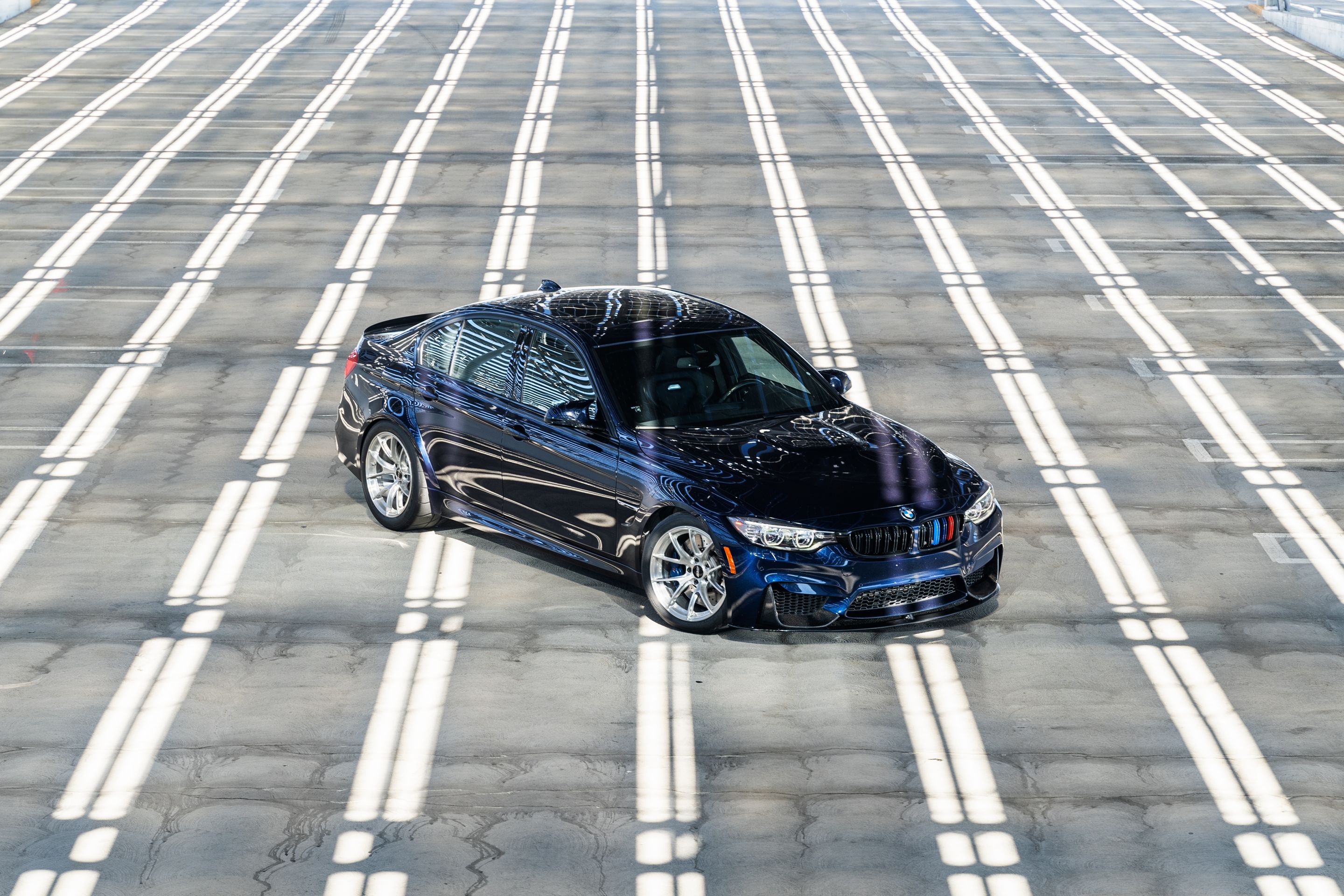 Blue BMW F80 M3 with 18" VS-5RS Apex wheels in Brushed Clear