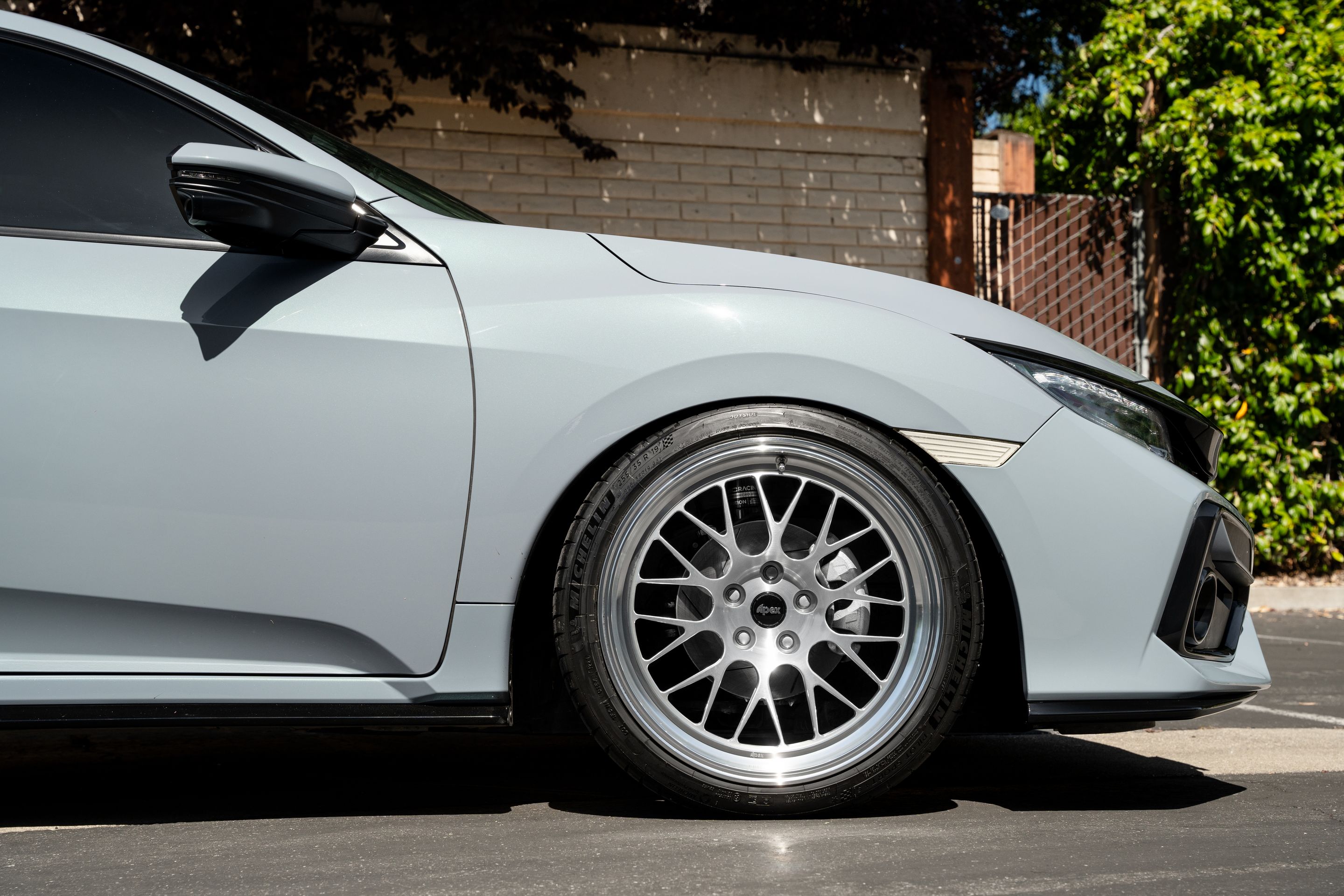 Grey Honda 10th Gen Civic with 19" ML-10RT Apex wheels in Machined Lip Brushed Clear