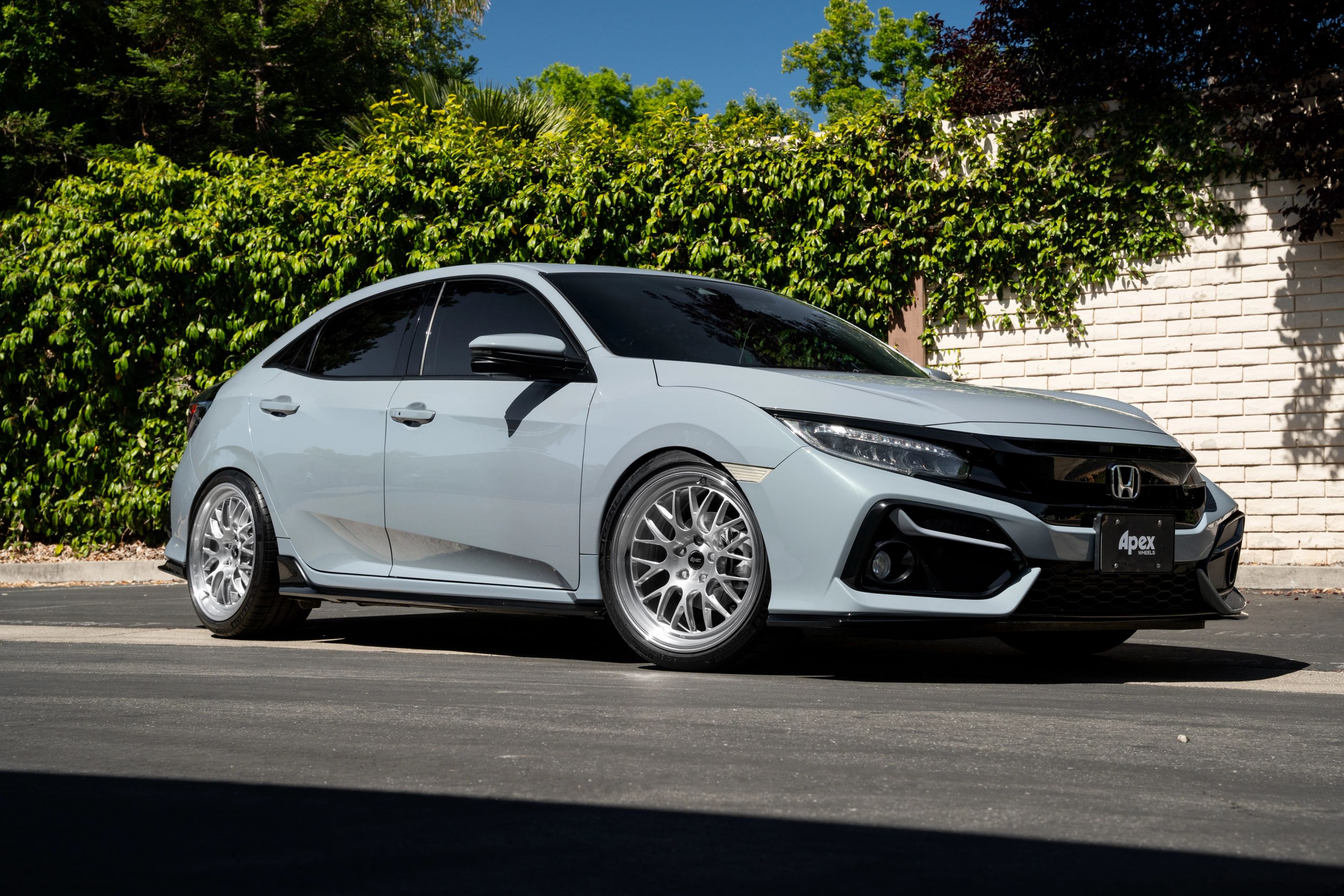 Grey Honda 10th Gen Civic with 19" ML-10RT Apex wheels in Machined Lip Brushed Clear