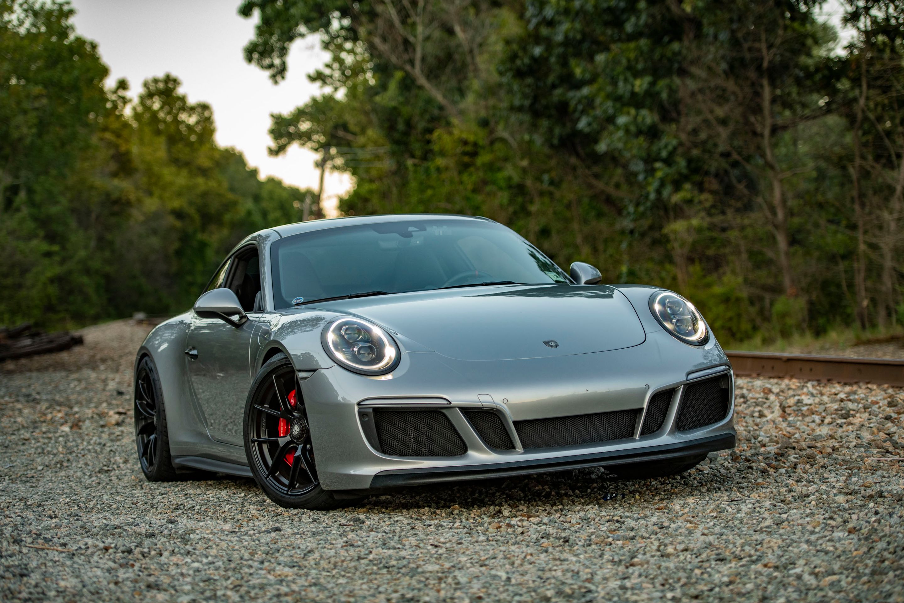 Grey Porsche 911 991.2 Carrera GTS with 19" VS-5RS Apex wheels in Satin Black