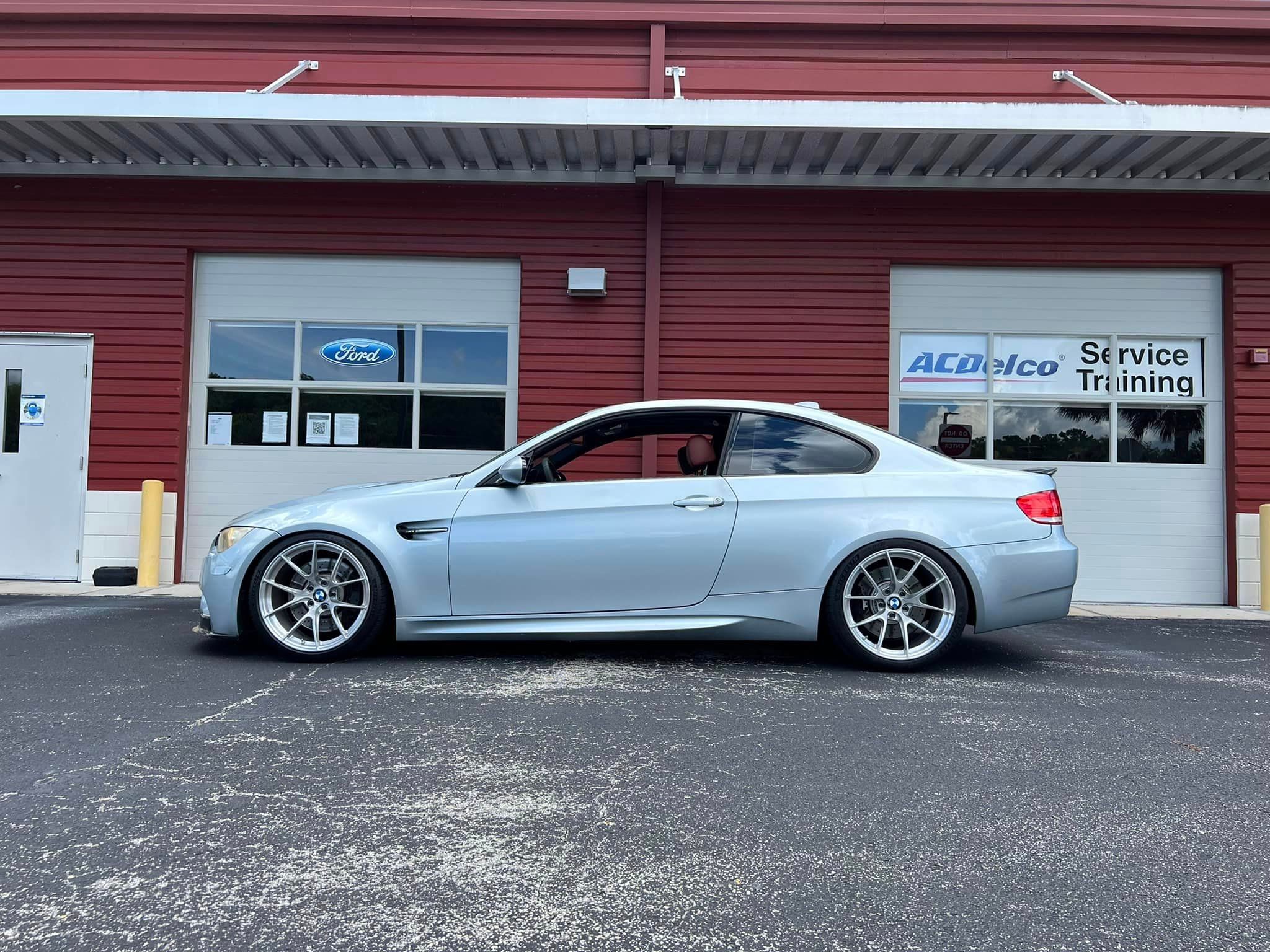 Silver BMW E92 Coupe M3 with 19" VS-5RS Apex wheels in Brushed Clear