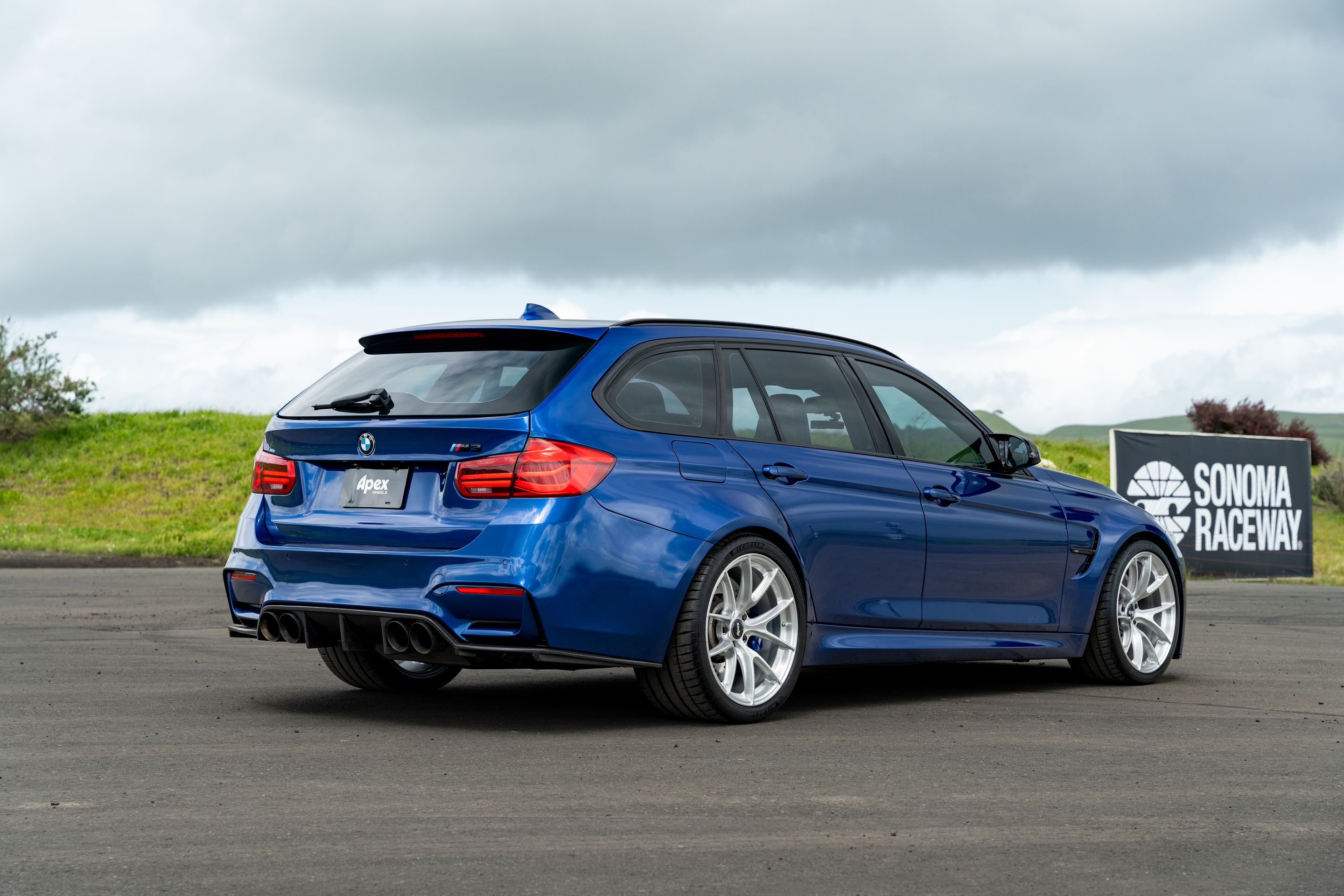 Blue BMW F80 M3 with 19" VS-5RS Apex wheels in Brushed Clear