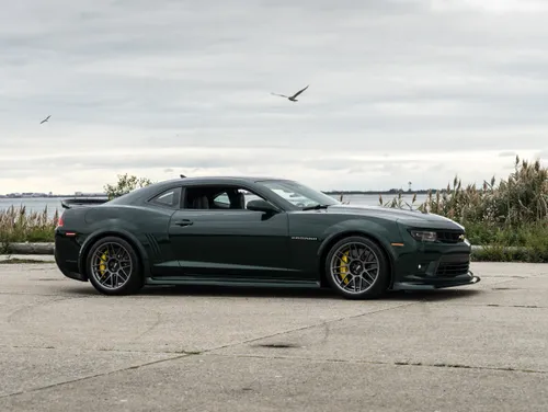 Green Chevrolet Camaro - ARC-8 in Anthracite