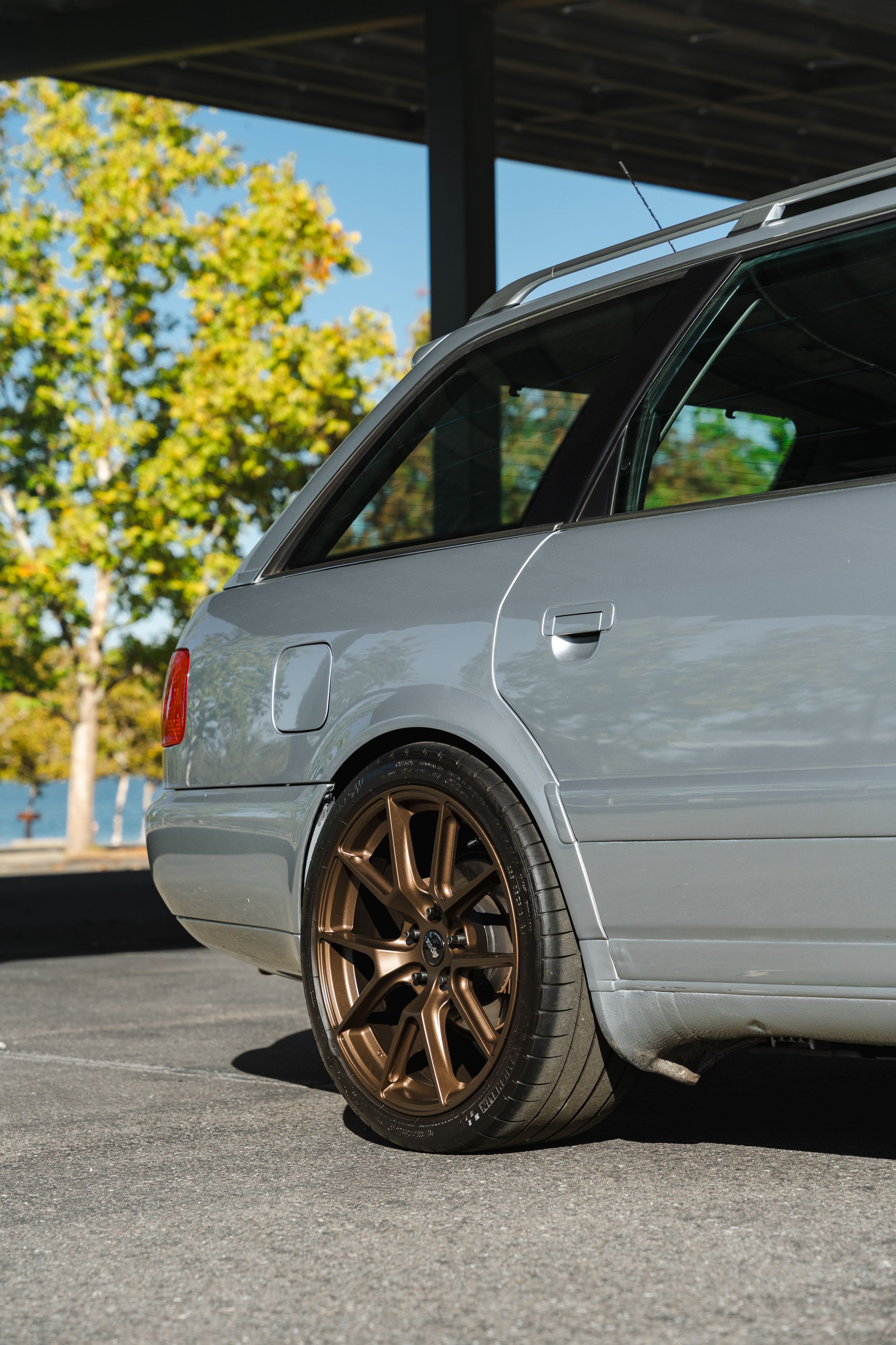 Silver Audi C4 S6 Avant/Wagon with 18" VS-5 Apex wheels in Satin Bronze