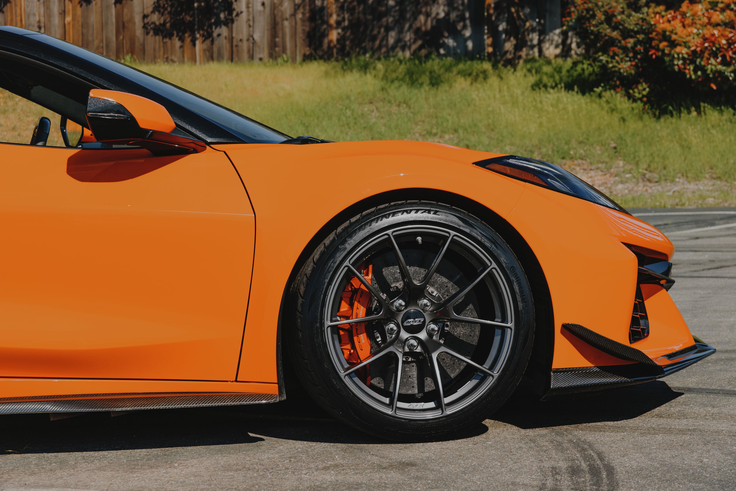 Orange Chevrolet C8 Corvette Z06 with 19" VS-5RS Apex wheels in Anthracite