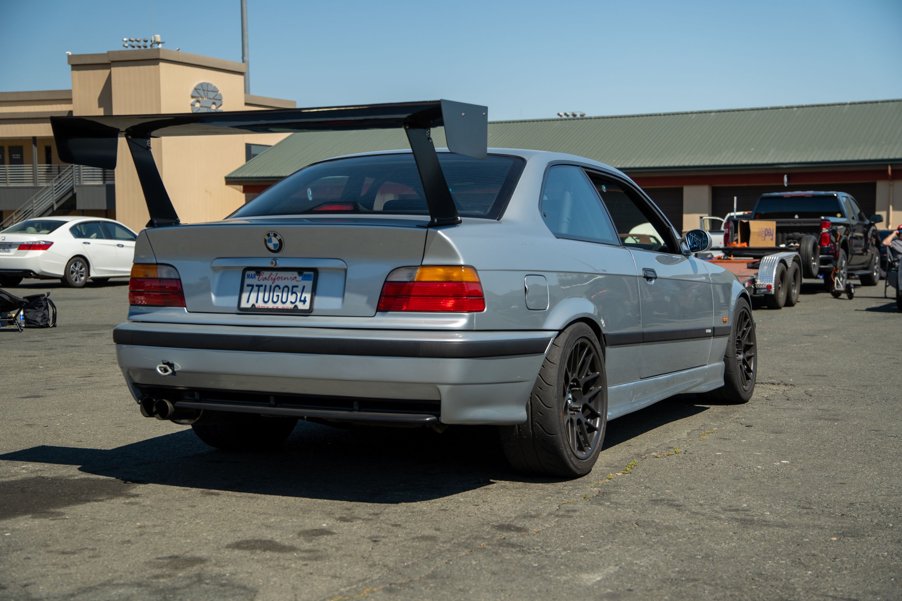 Silver BMW E36 M3 with 17" ARC-8R Apex wheels in Satin Black