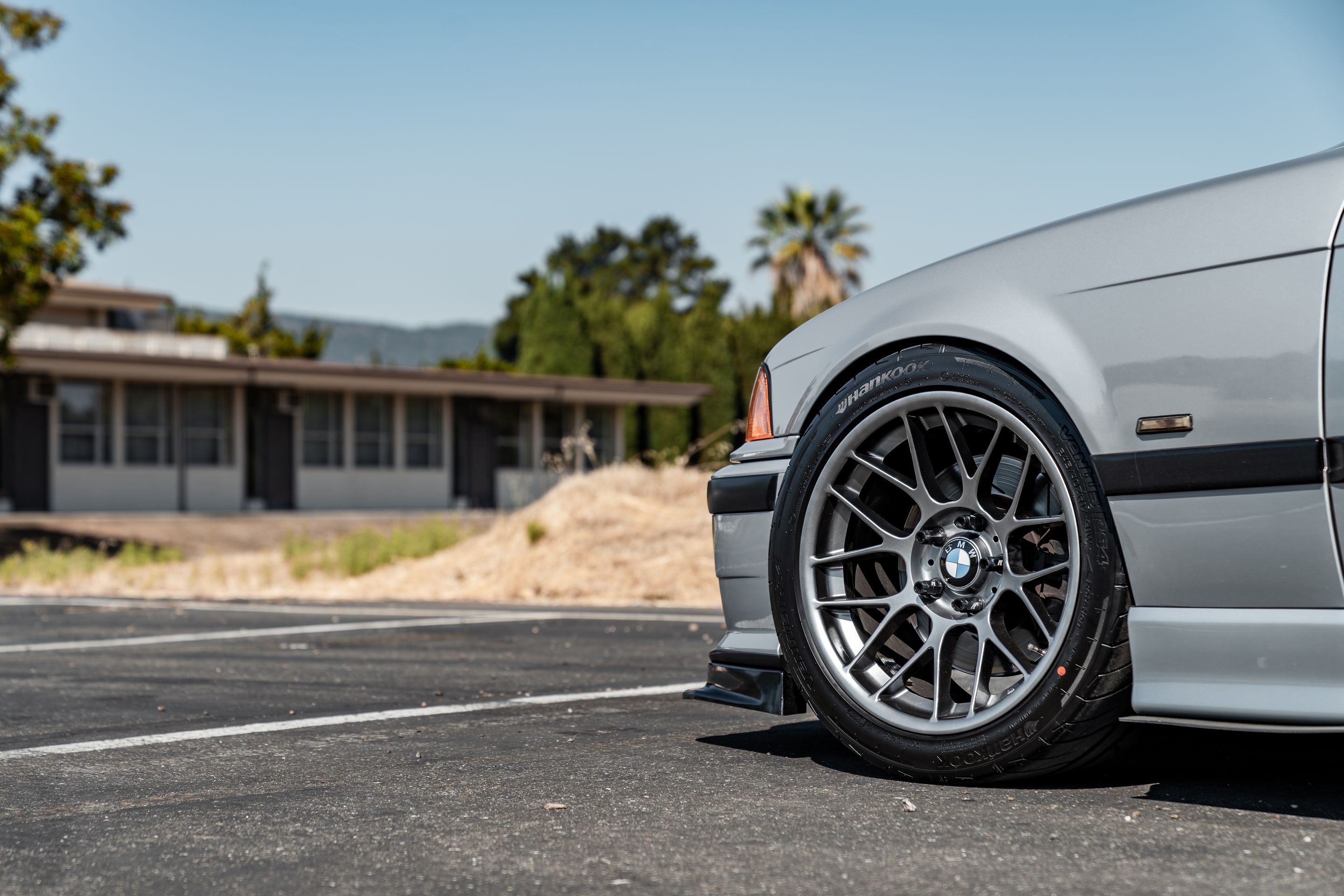 Silver BMW E36 M3 with 17" ARC-8 Apex wheels in Anthracite