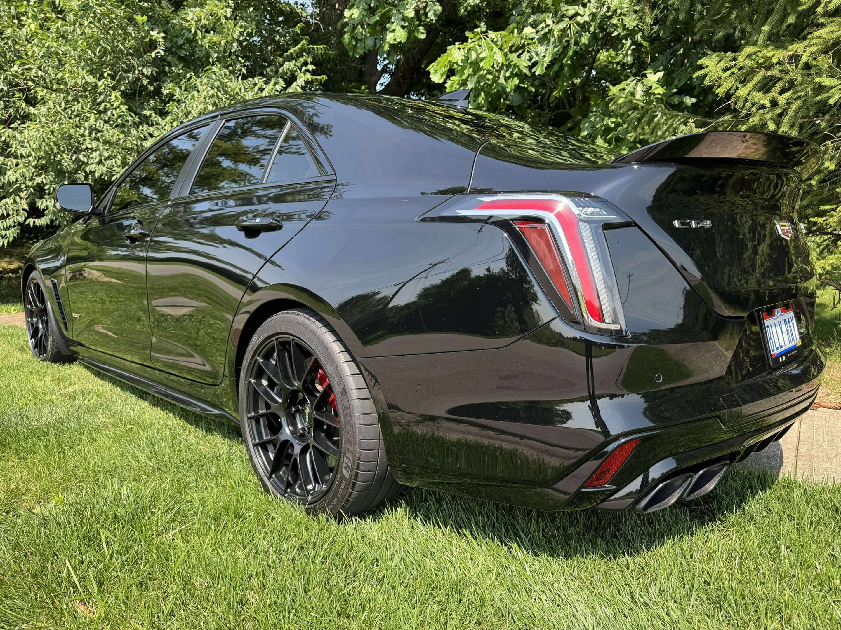 Black Cadillac CT4-V Blackwing with 18" EC-7RS Apex wheels in Satin Black