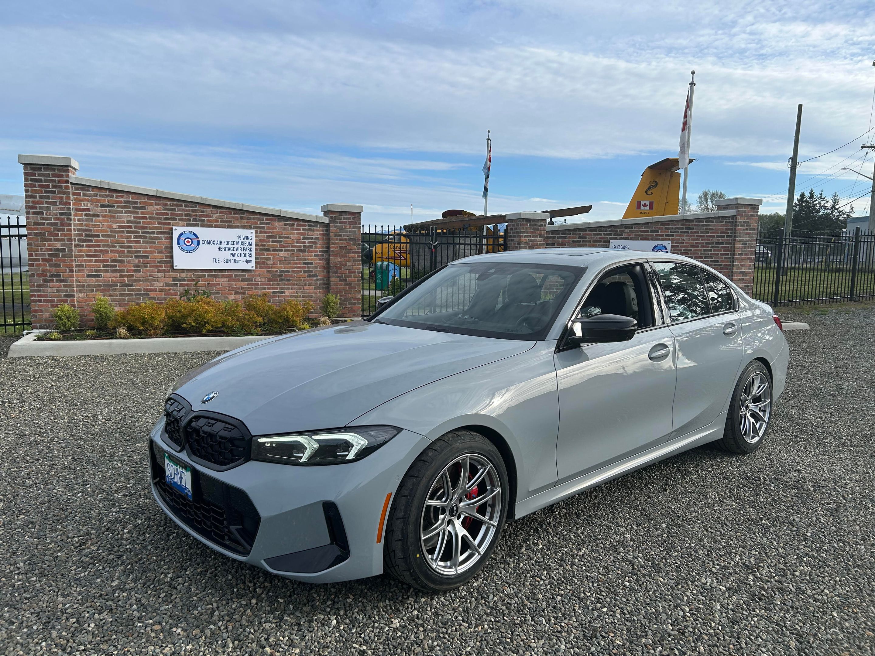 Grey BMW G20 Sedan 3 Series with 18" VS-5 Apex wheels in Hyper Black